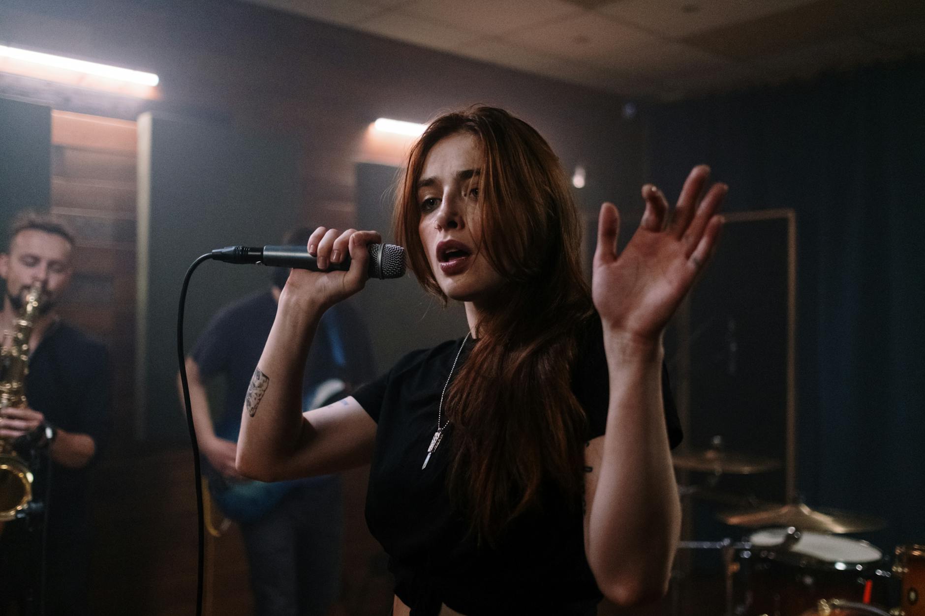 singing practice studio (Photo: cottonbro studio / Pexels)