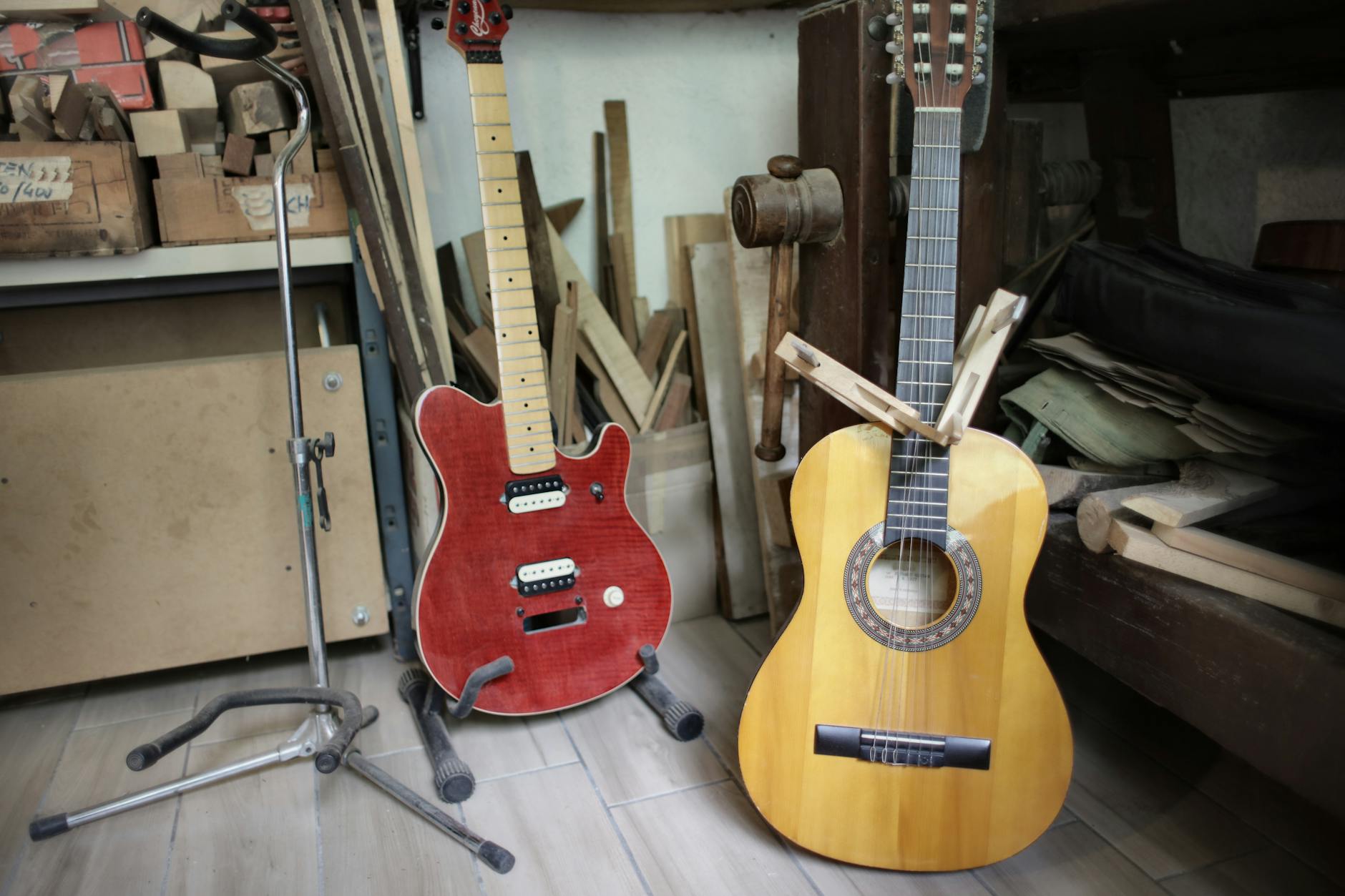 guitar repair workshop (Photo: Andrea Piacquadio / Pexels)