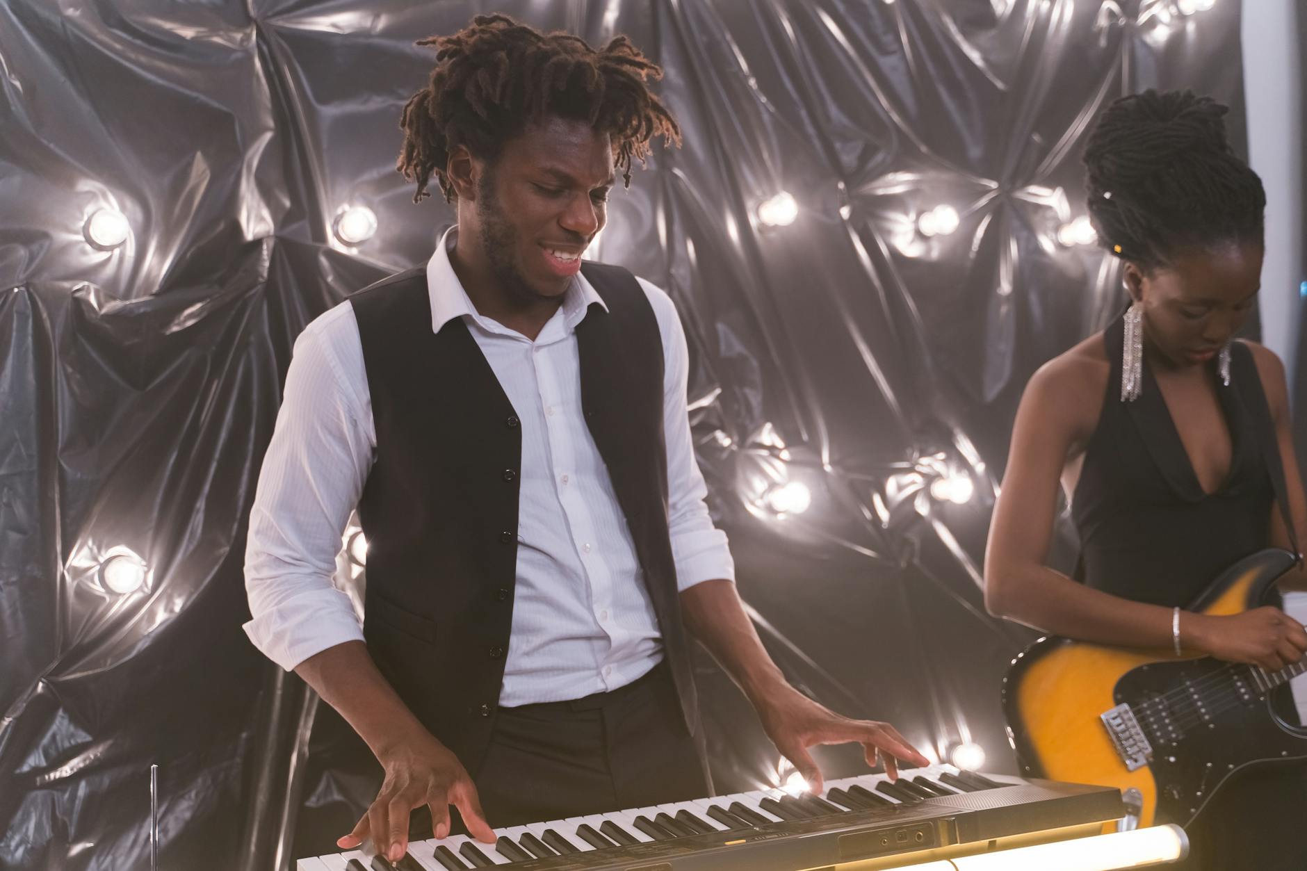 music leader passion (Photo: ANTONI SHKRABA production / Pexels)