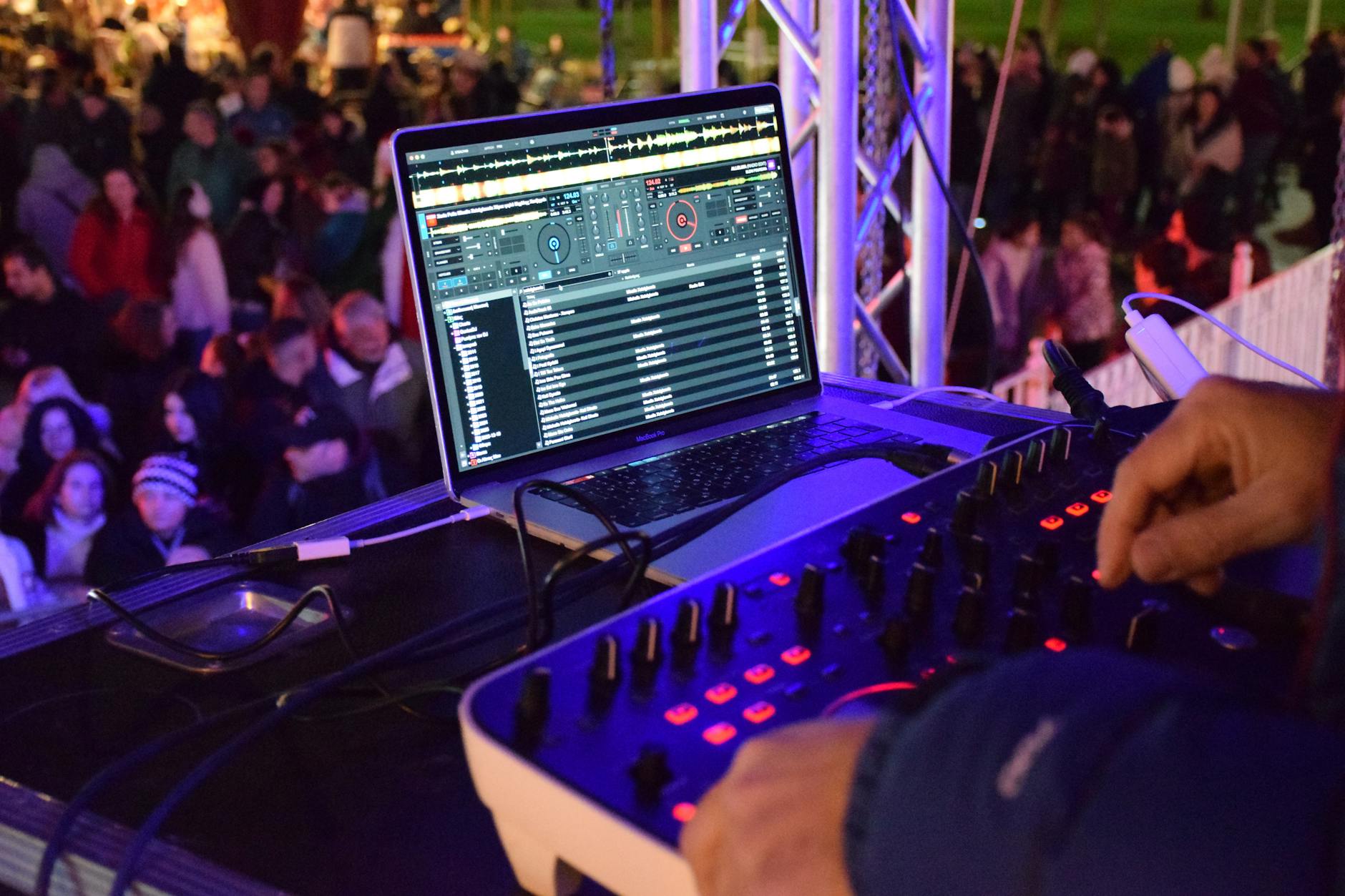 music festival production team (Photo: Manos Orfanos / Pexels)