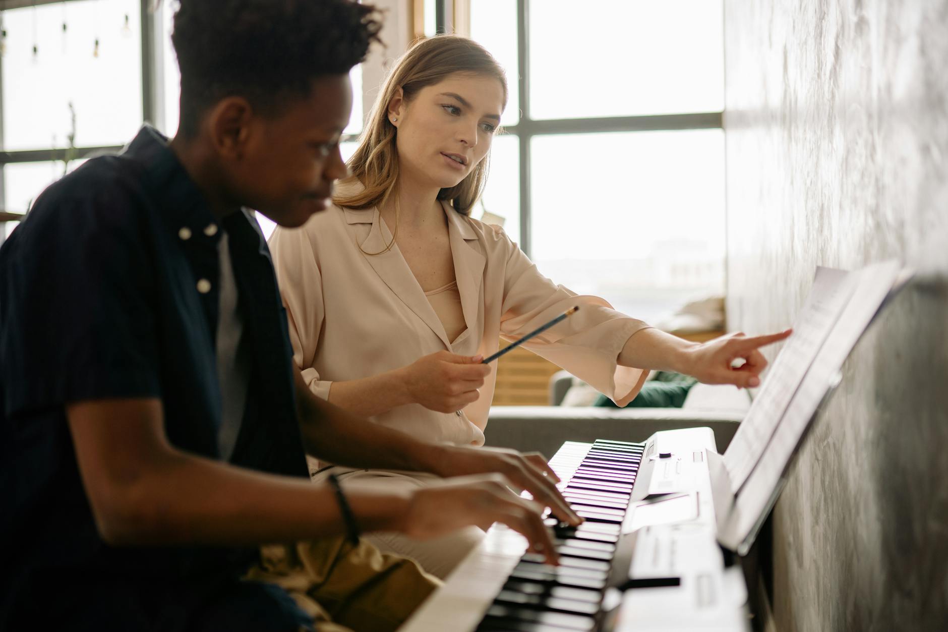 music lesson instructor student (Photo: Yan Krukau / Pexels)
