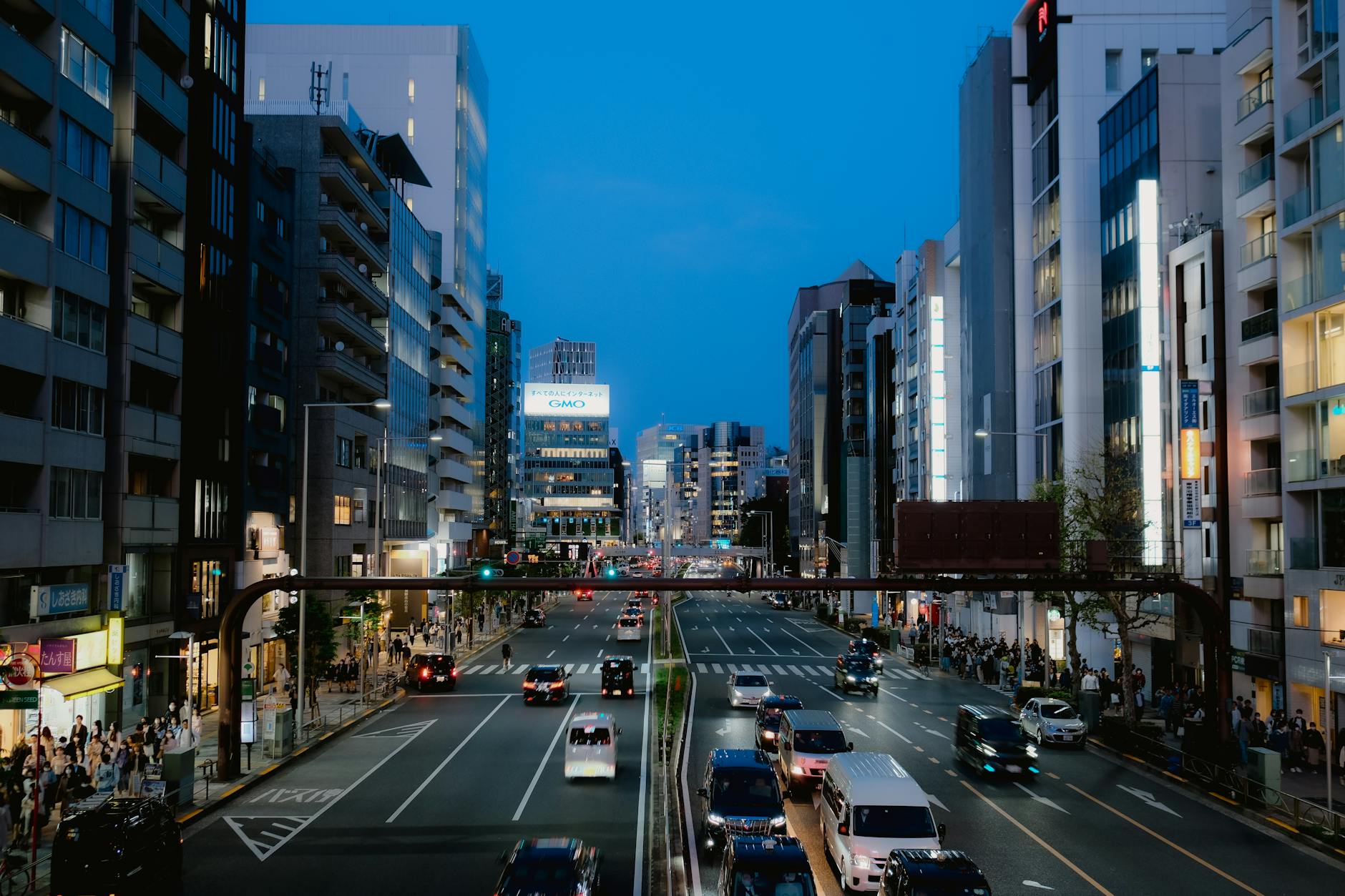 sendai downtown street evening (Photo: Ayyeee Ayyeee / Pexels)