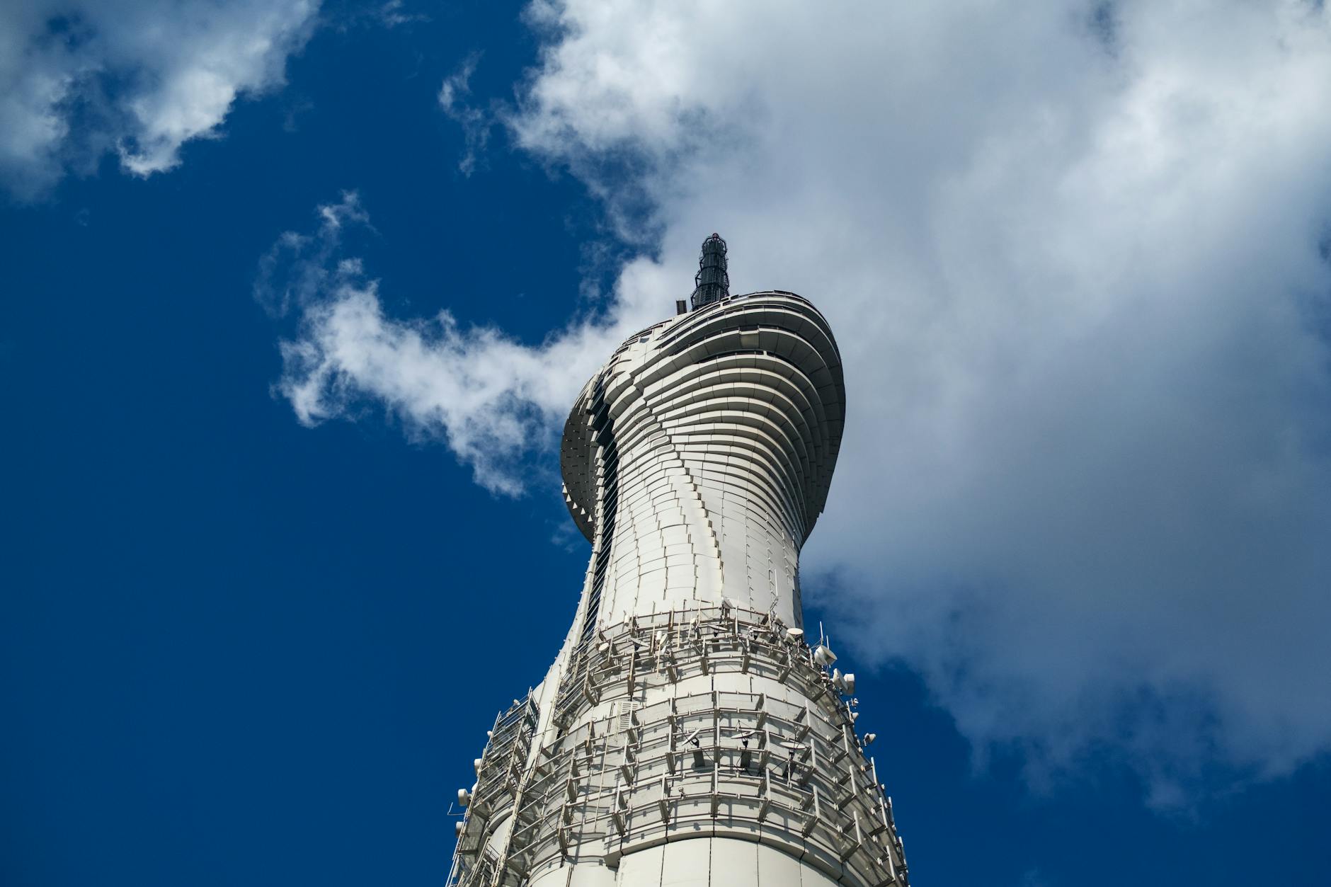 nagoya city tv tower park (Photo: İrfan Simsar / Pexels)