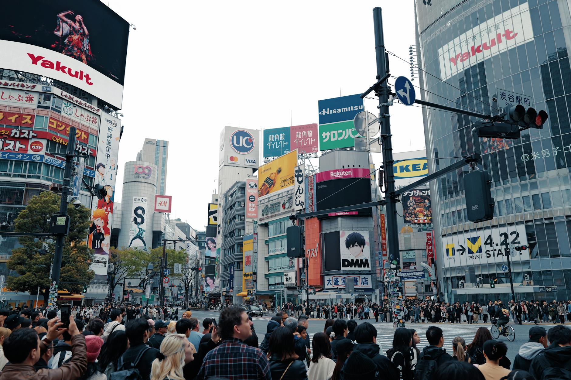 shibuya crossing crowd tokyo (Photo: Tony Wu / Pexels)