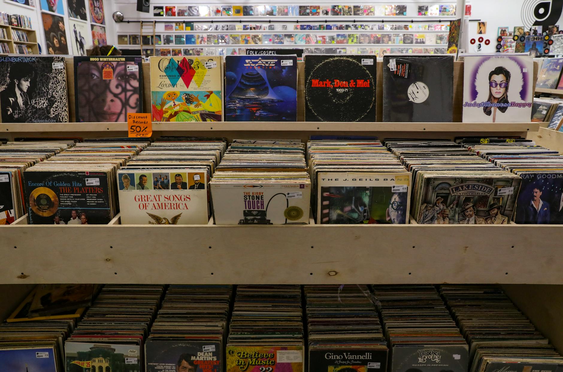 music genres variety concept (Photo: Mick Haupt / Pexels)