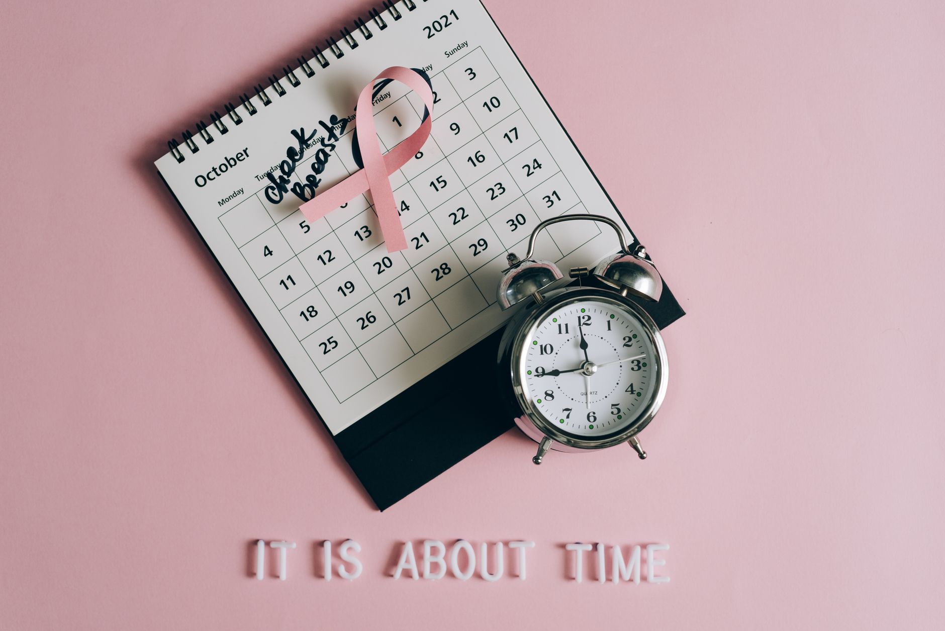 calendar clock timing (Photo: Leeloo The First / Pexels)