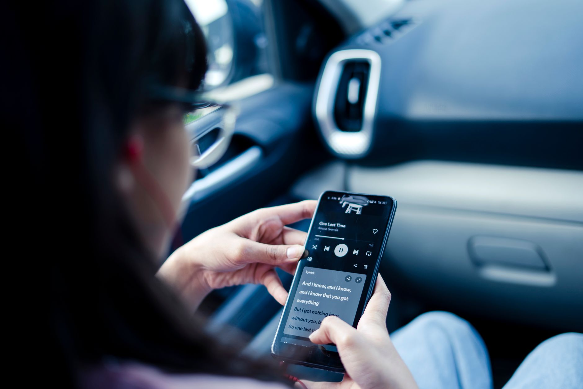 smartphone playlist music (Photo: Viralyft / Pexels)
