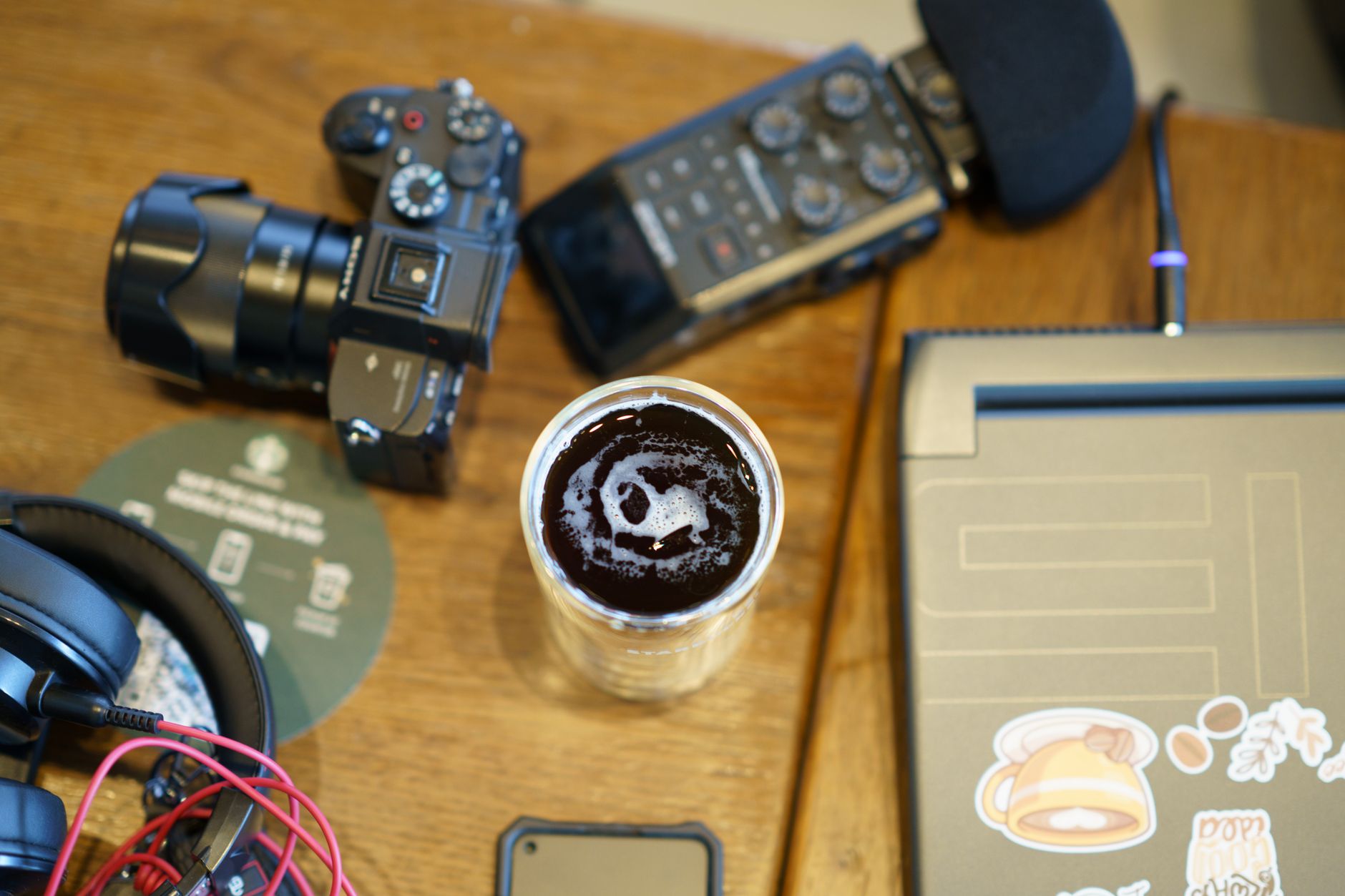 creator workspace laptop (Photo: Kunal Lakhotia / Pexels)