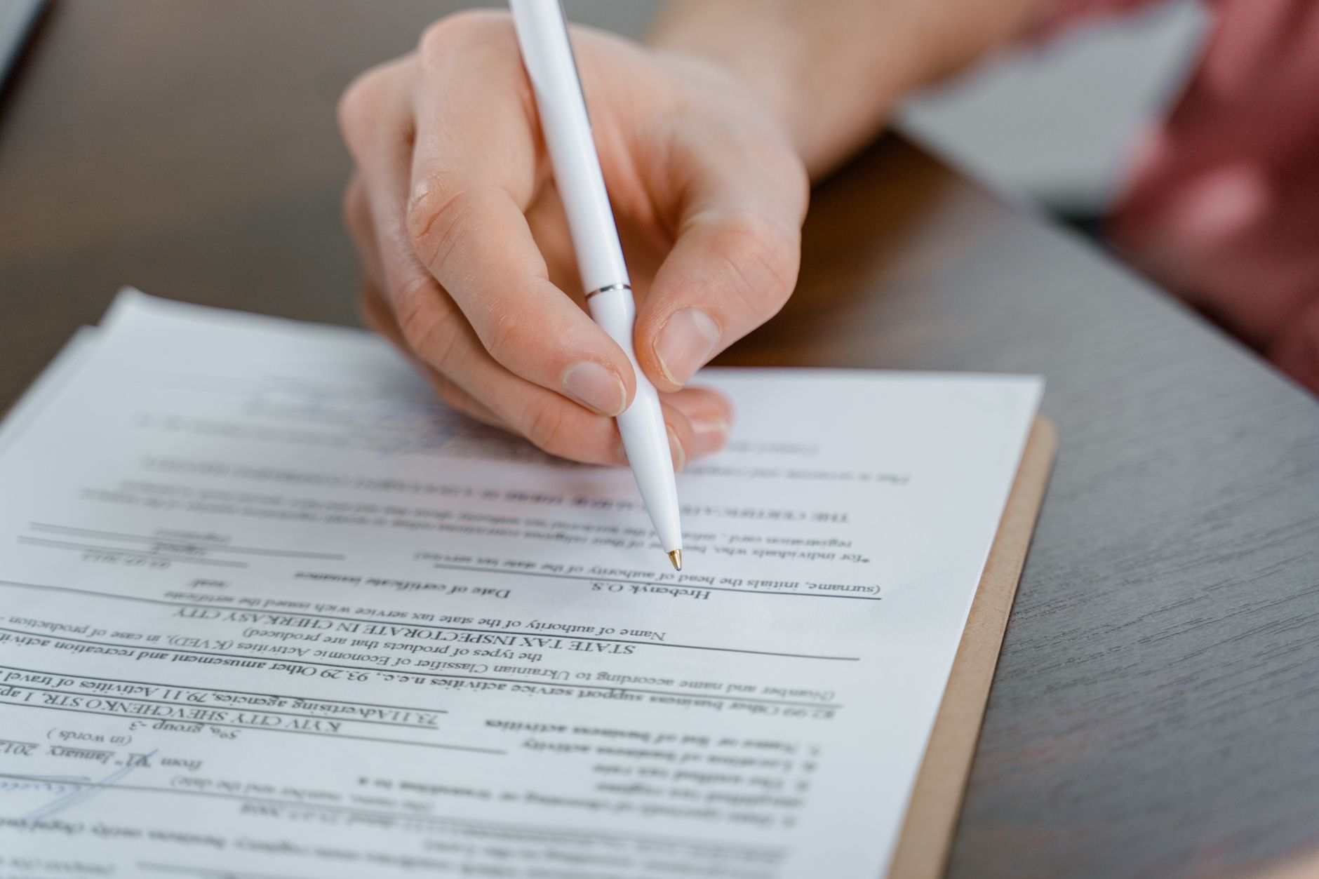 document forms comparison (Photo: Tima Miroshnichenko / Pexels)