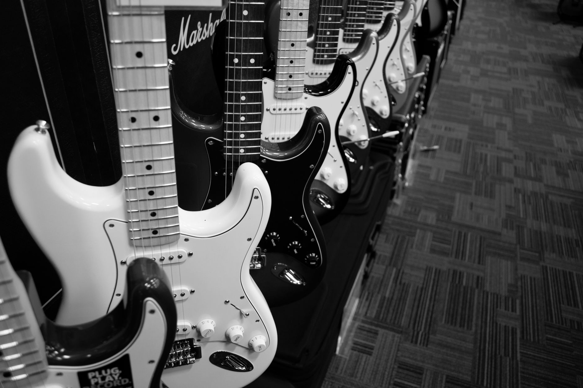 guitar amp stack stage (Photo: Stephen Niemeier / Pexels)