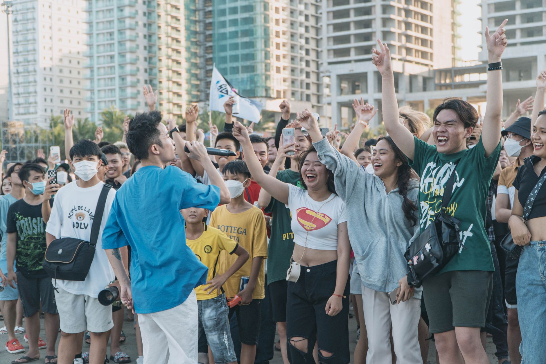 fans community musician laptop (Photo: Quyn Phạm / Pexels)