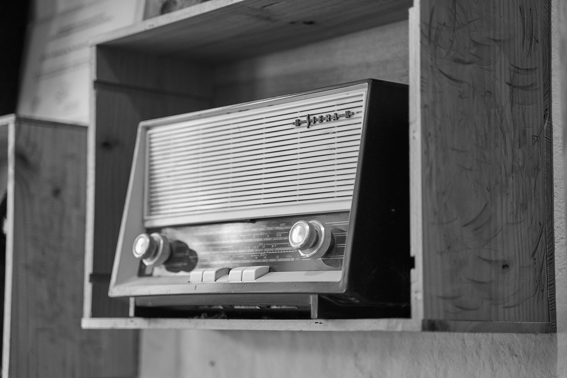 vacuum tube amplifier (Photo: Wijs (Wise) / Pexels)