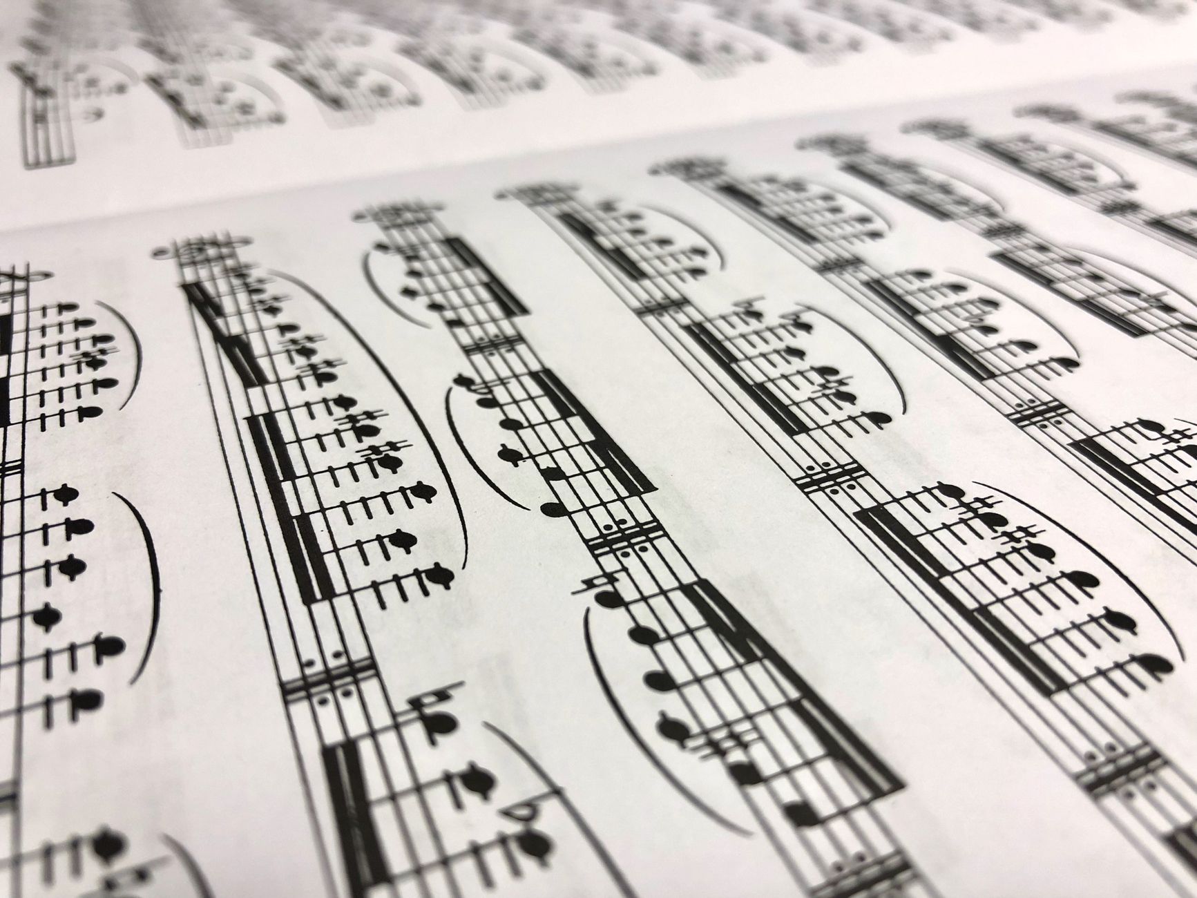music notes harmony (Photo: Jean-Paul Wright / Pexels)