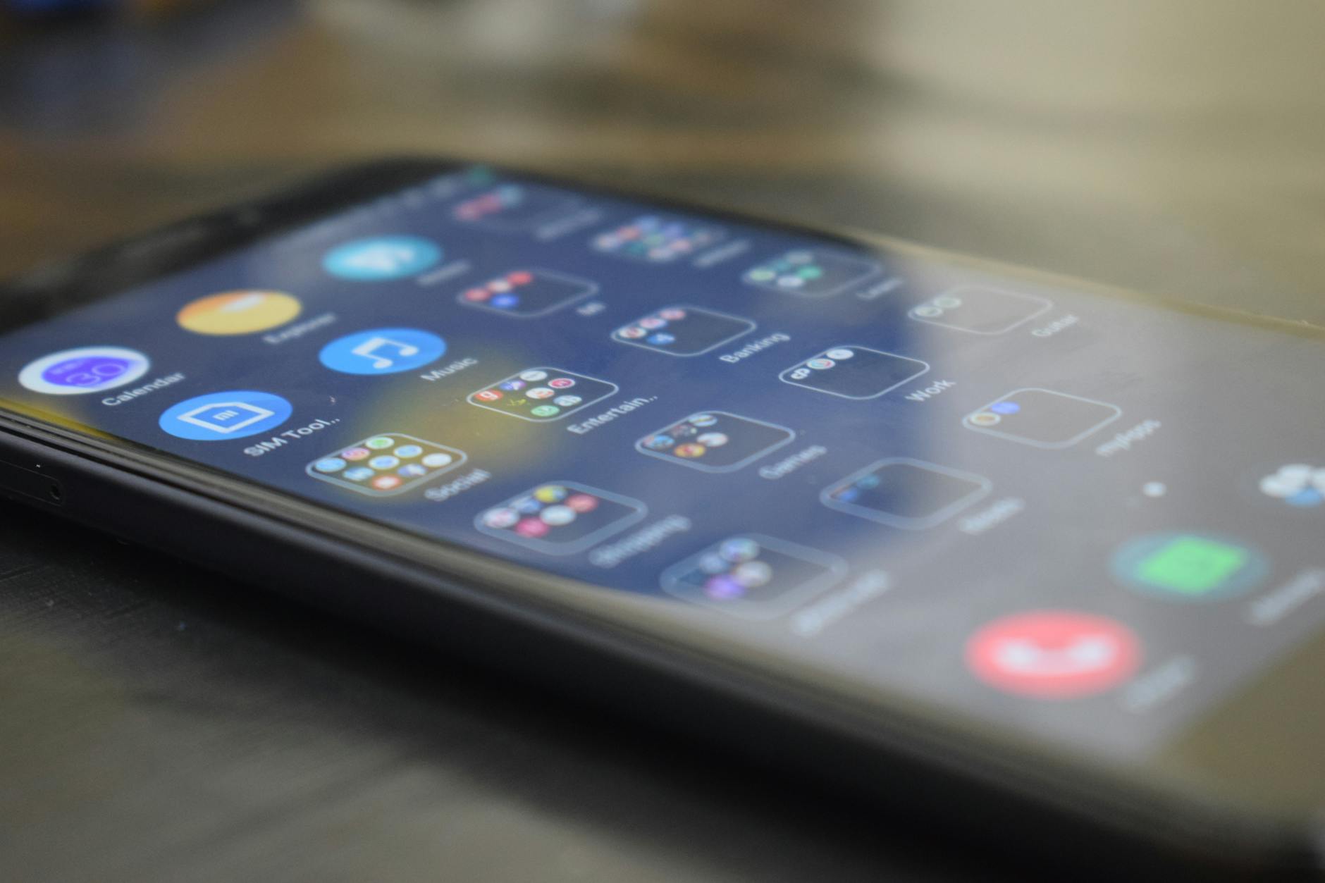 calendar smartphone music musician (Photo: Amarnath Radhakrishnan / Pexels)