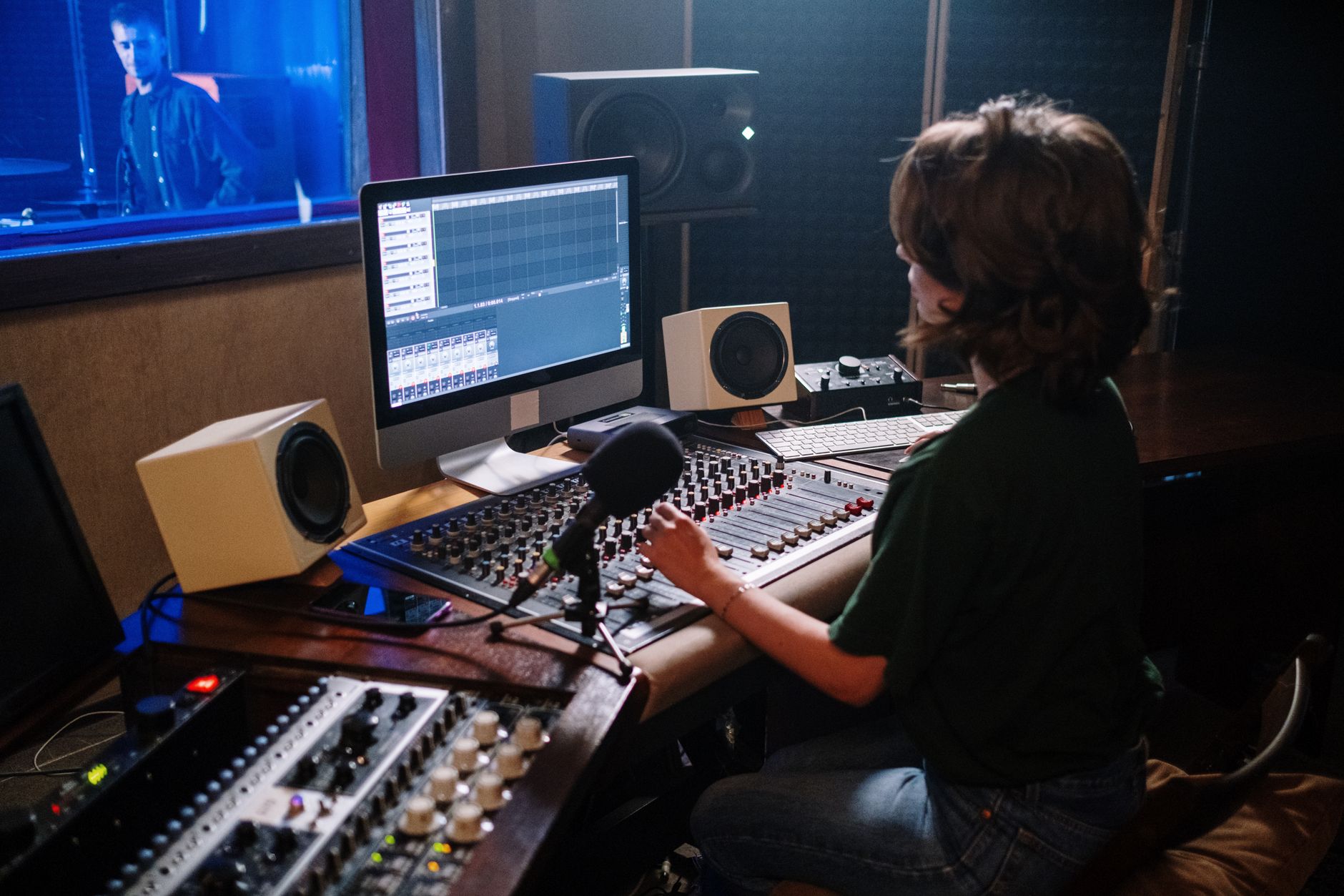 audio software interface (Photo: cottonbro studio / Pexels)