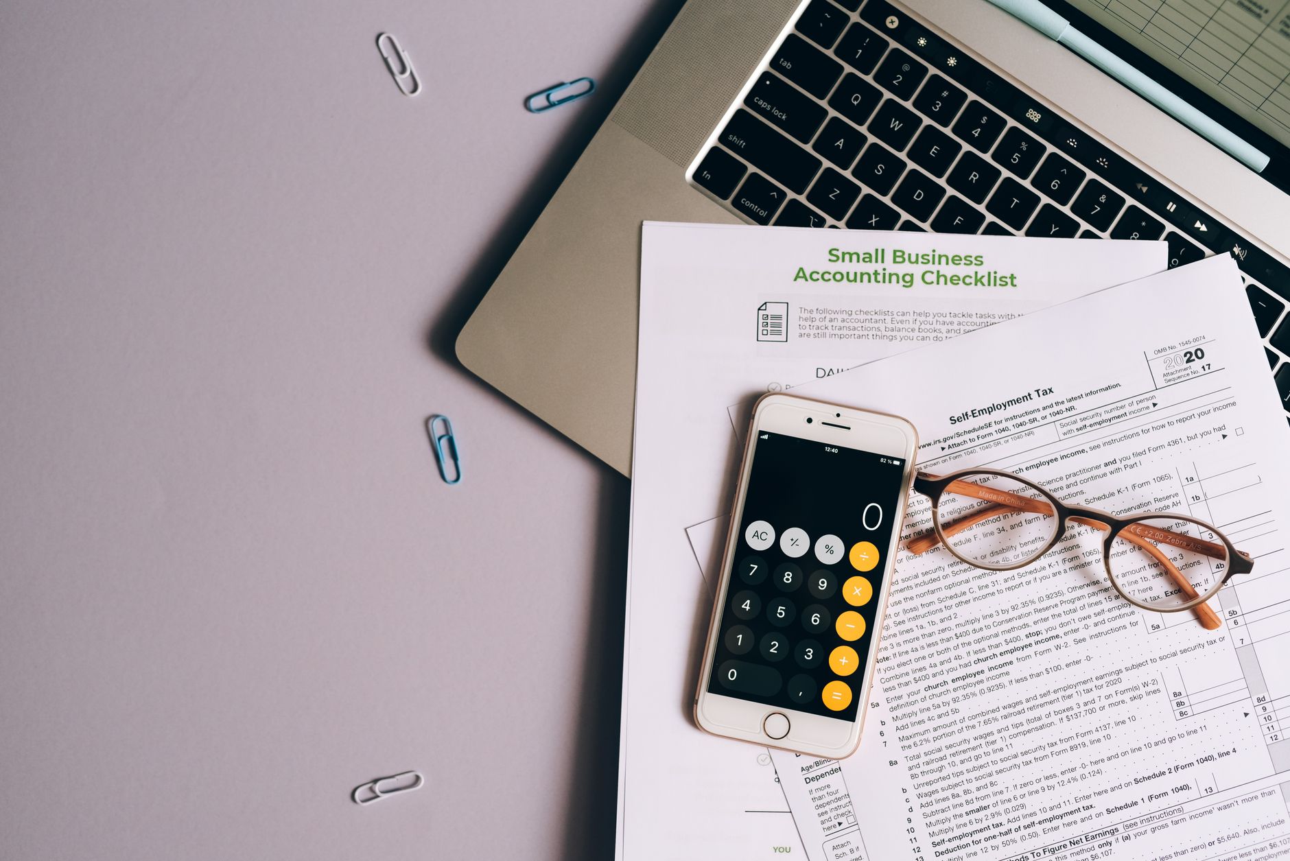 laptop tax filing online (Photo: Leeloo The First / Pexels)