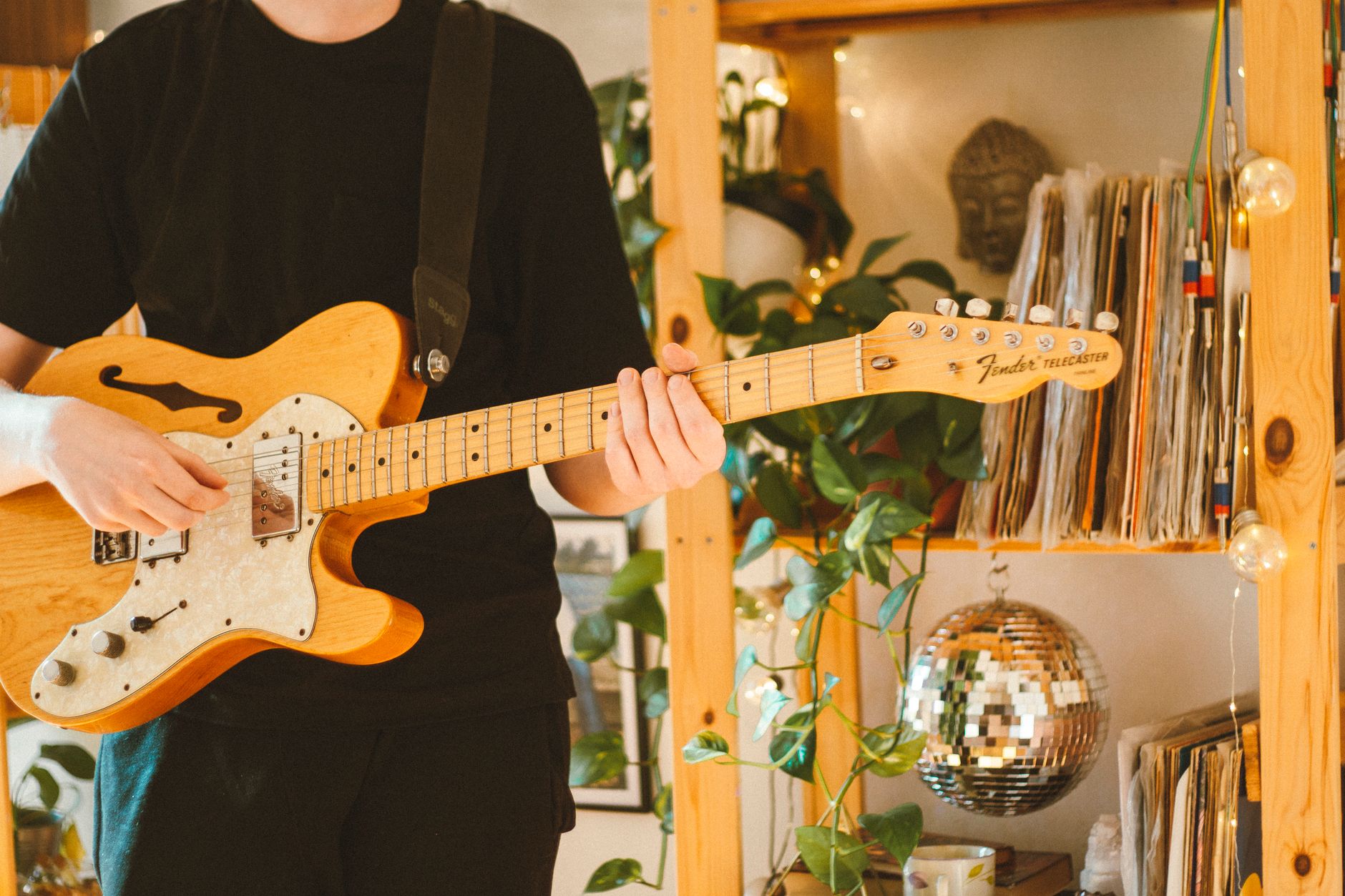 musician home recording (Photo: Alina Vilchenko / Pexels)