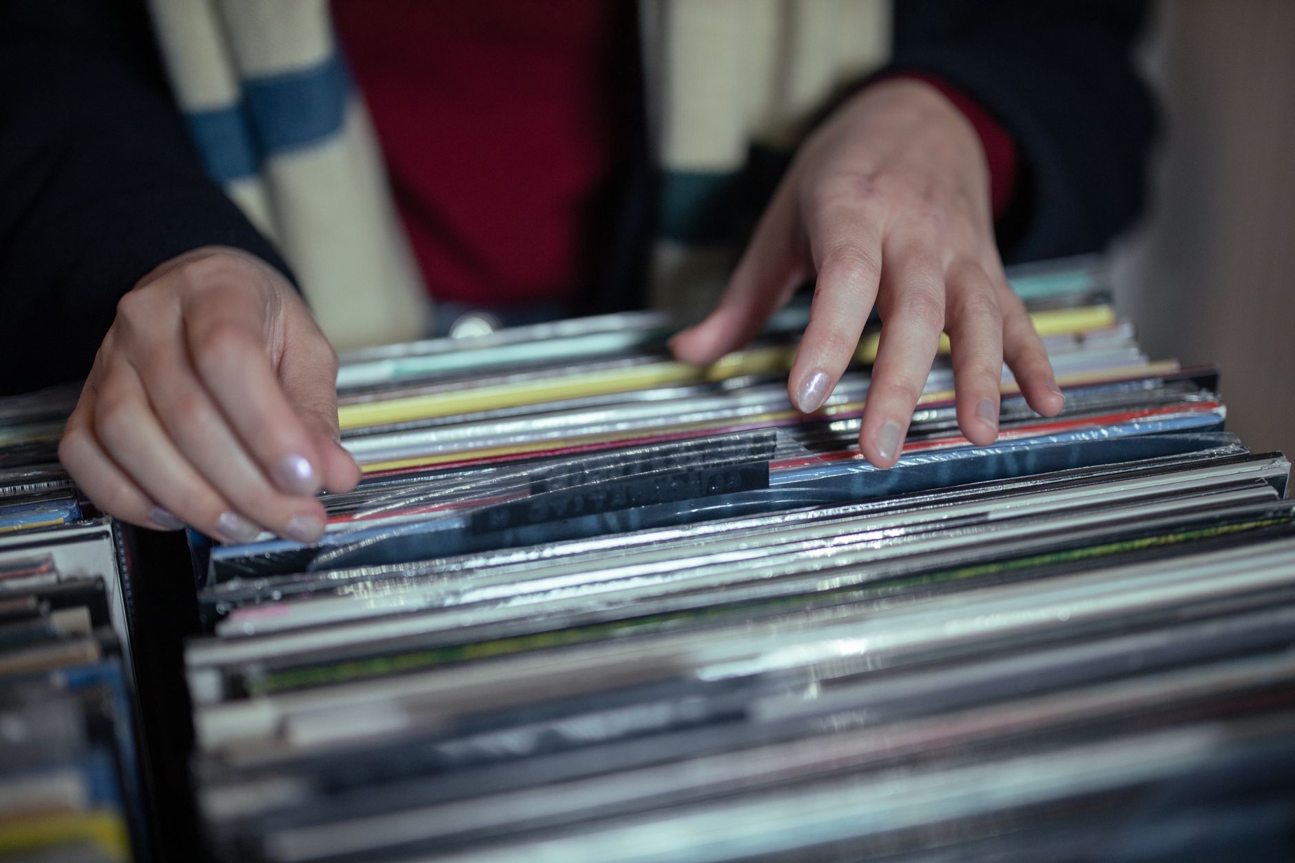 musician choosing list (Photo: cottonbro studio / Pexels)