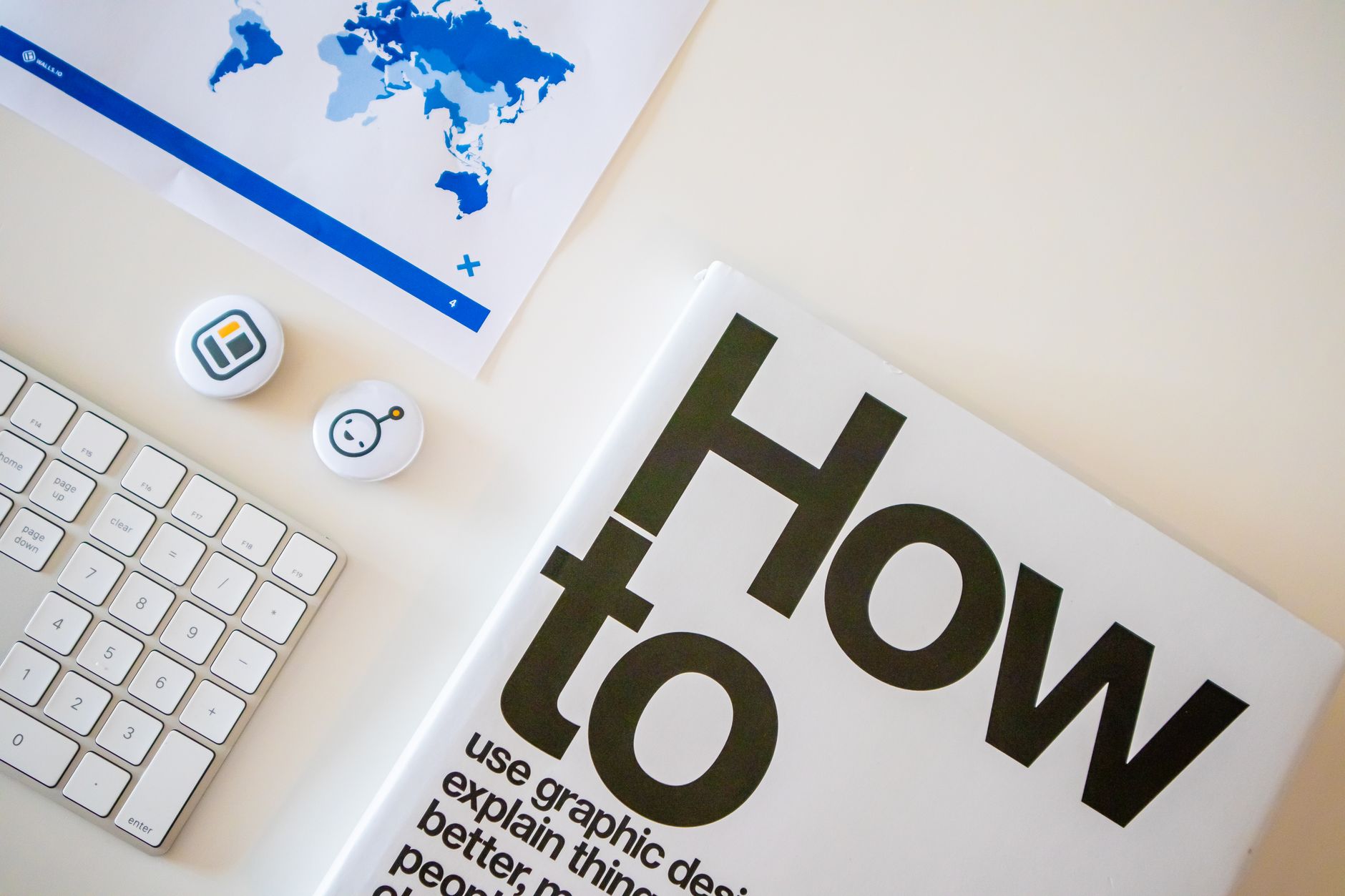graphic design layout (Photo: Walls.io / Pexels)