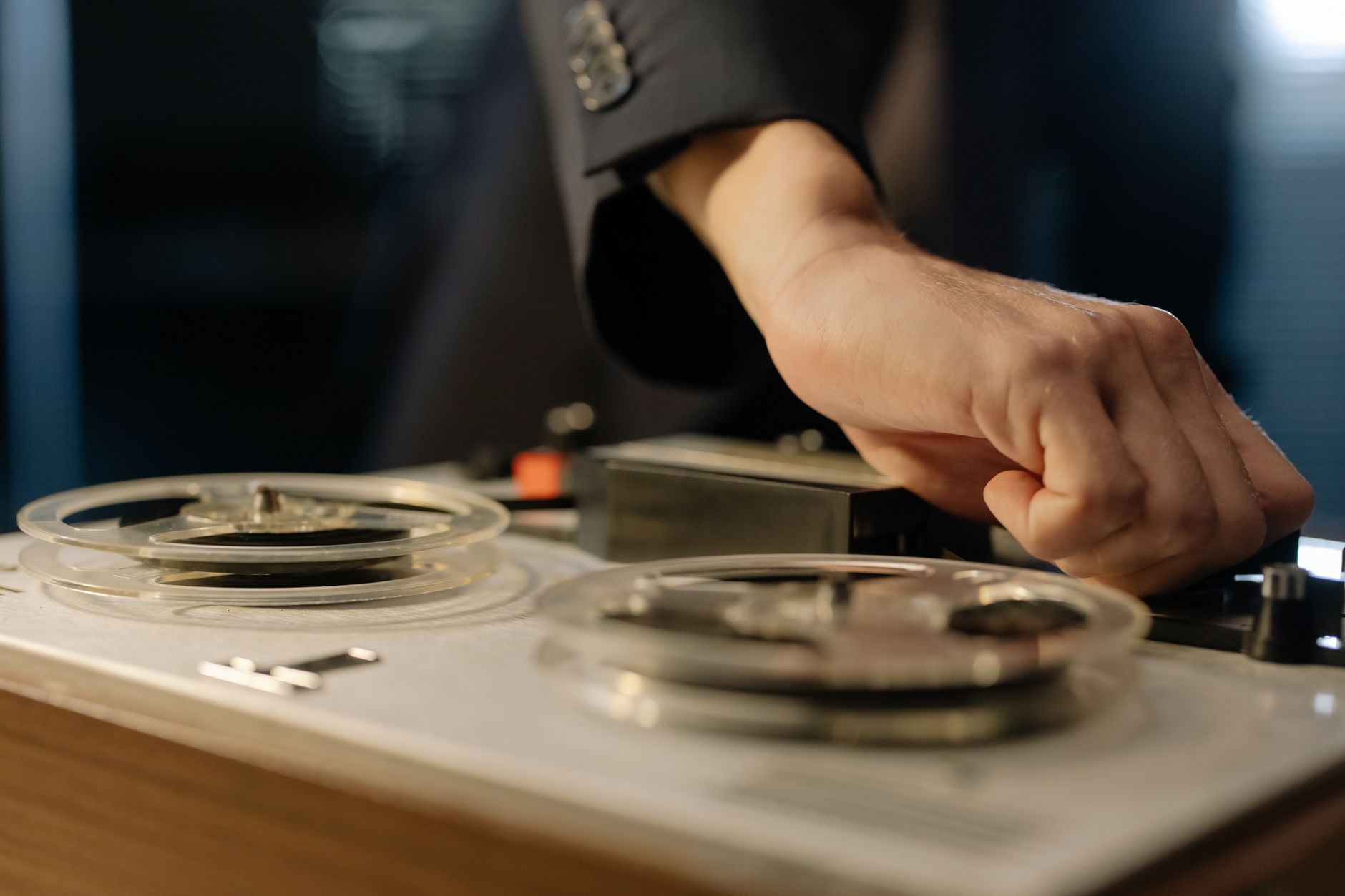 audio equipment recording (Photo: cottonbro studio / Pexels)