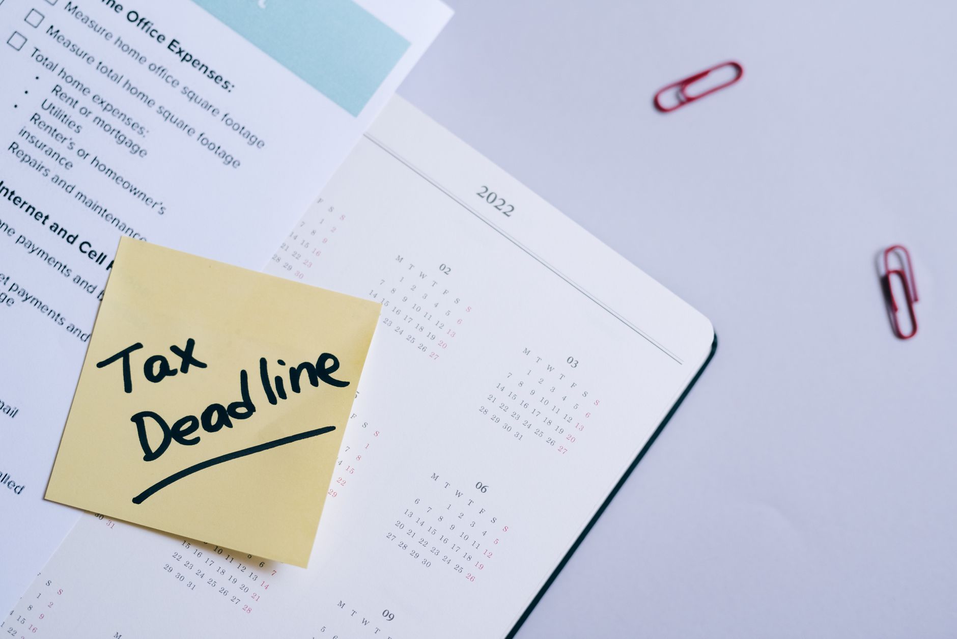 calendar deadline document (Photo: Leeloo The First / Pexels)
