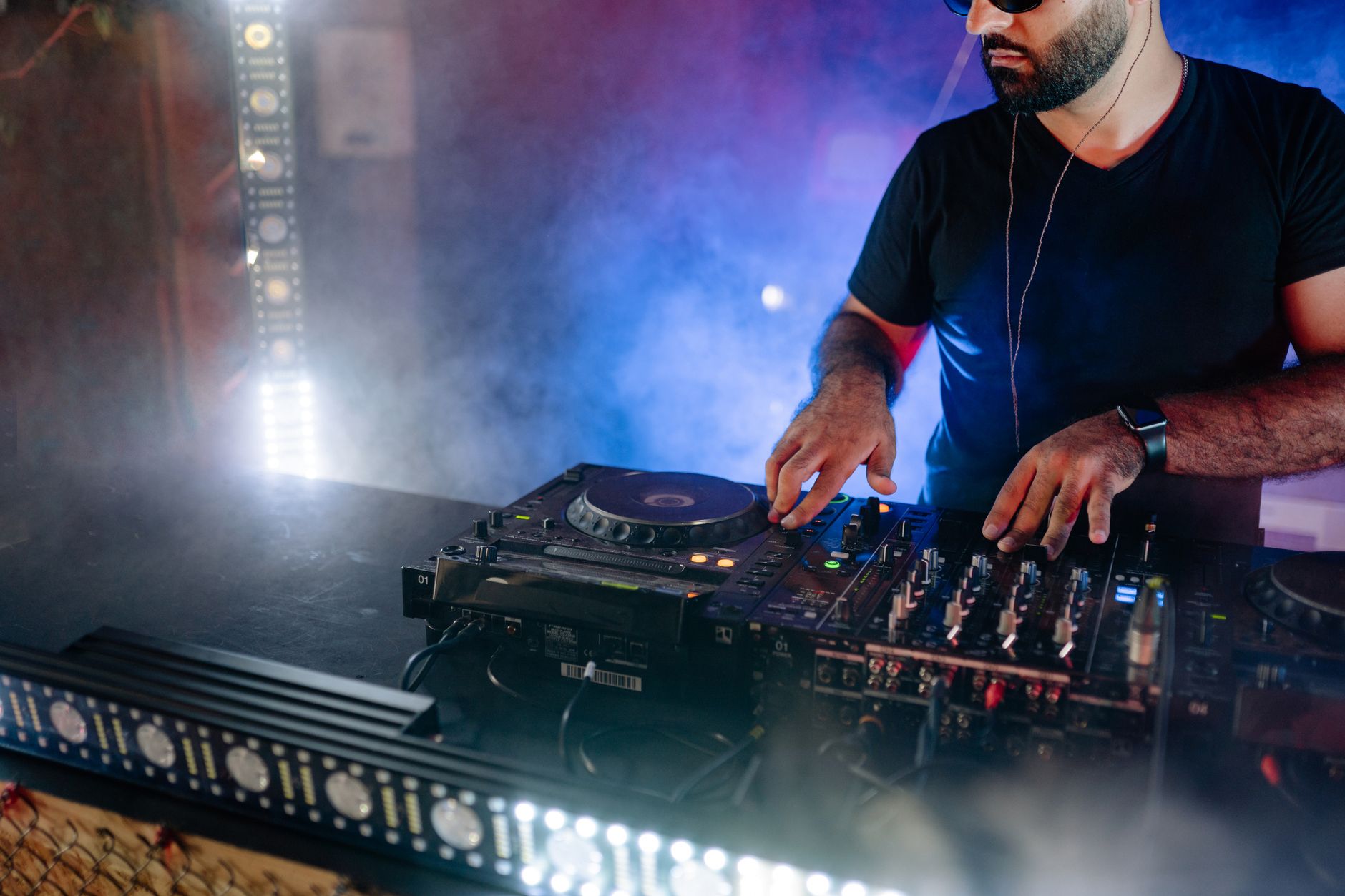 live sound equipment (Photo: Yan Krukau / Pexels)