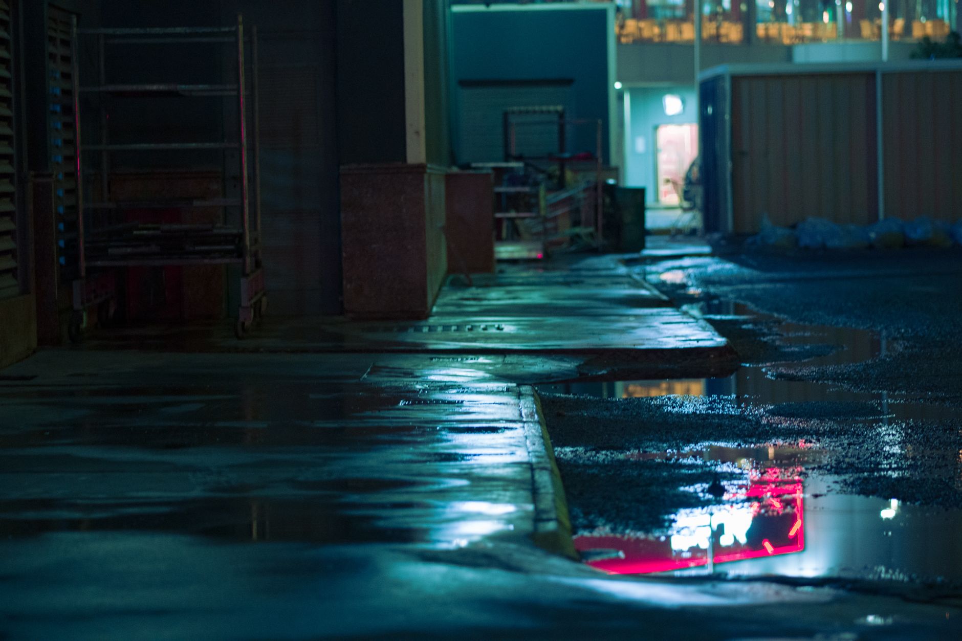 urban scene location film (Photo: Shuvo Haque / Pexels)
