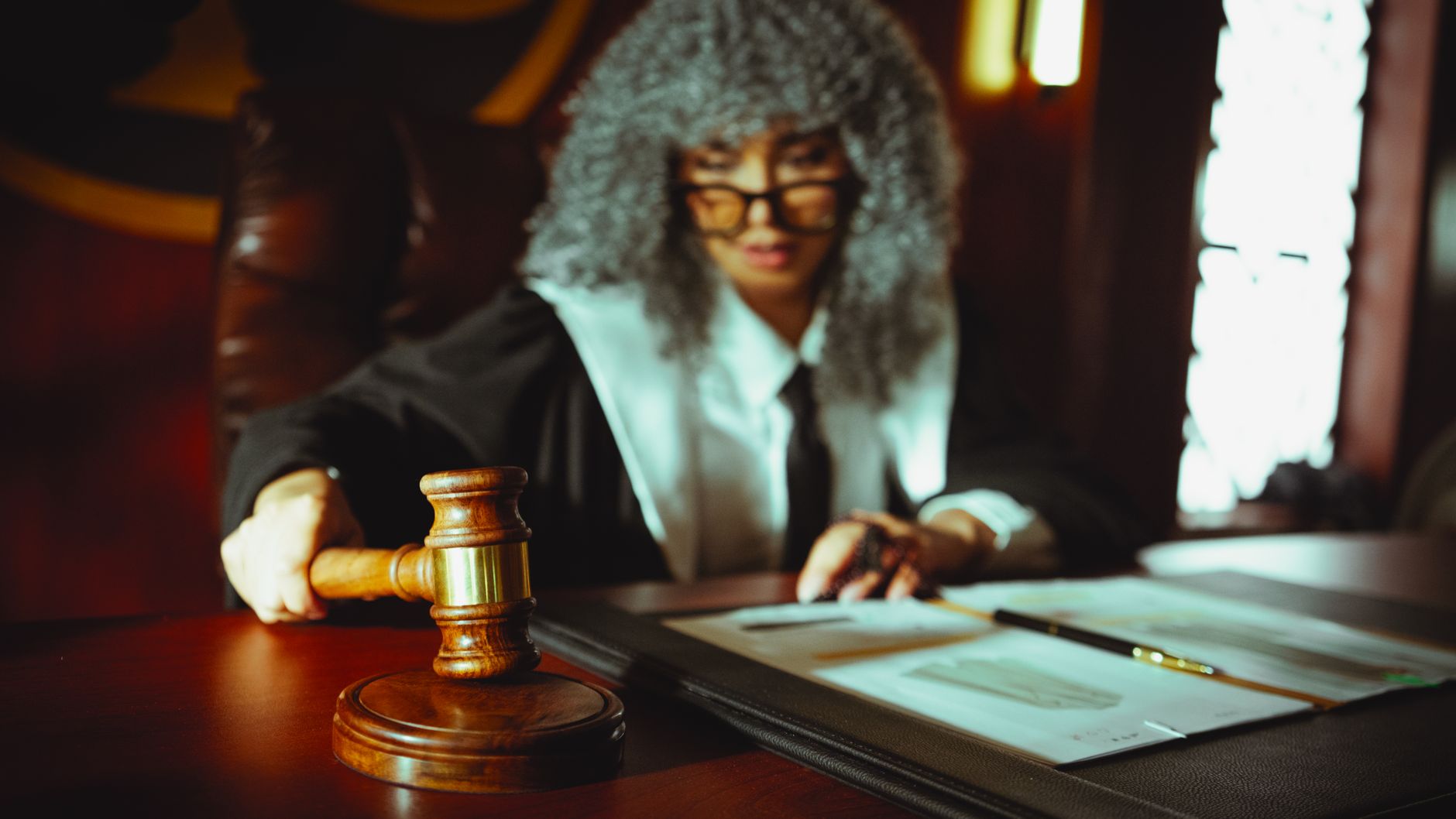 legal document gavel (Photo: khezez | خزاز / Pexels)
