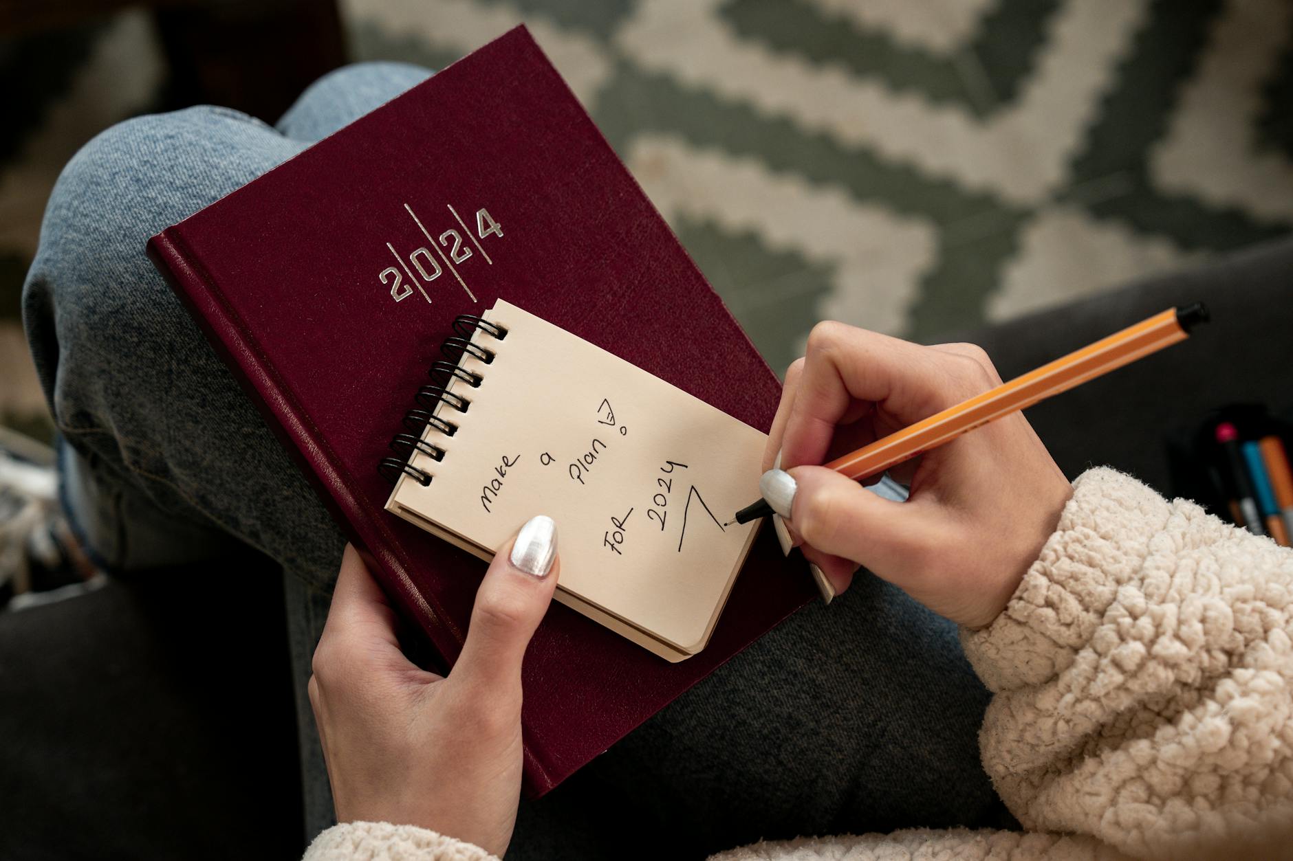 musician notebook routine planning (Photo: Ahmed ؜ / Pexels)