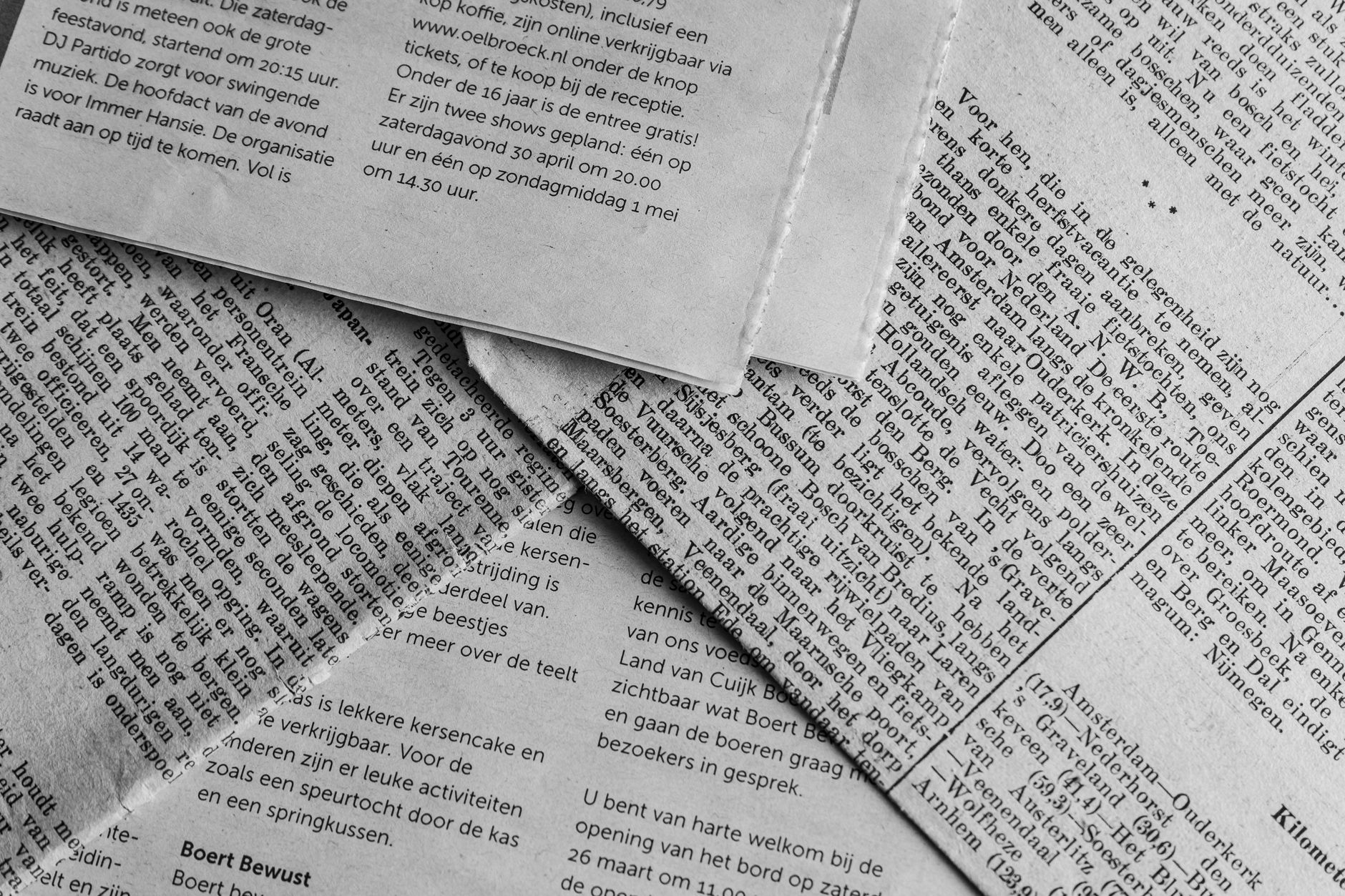 headline newspaper close (Photo: Ylanite Koppens / Pexels)