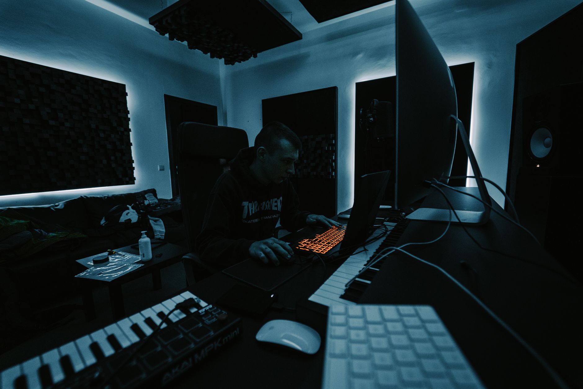 electronic music producer studio (Photo: Bert Christiaens / Pexels)