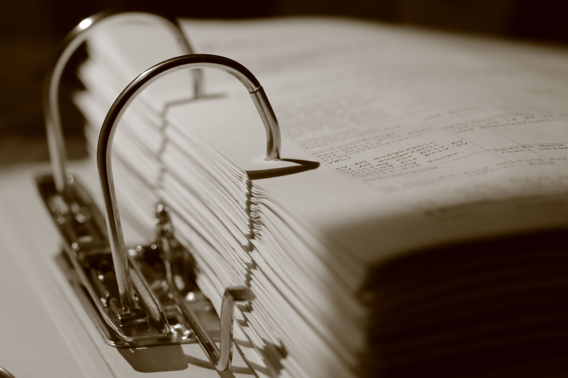 document paper office (Photo: Joachim Schnürle / Pexels)
