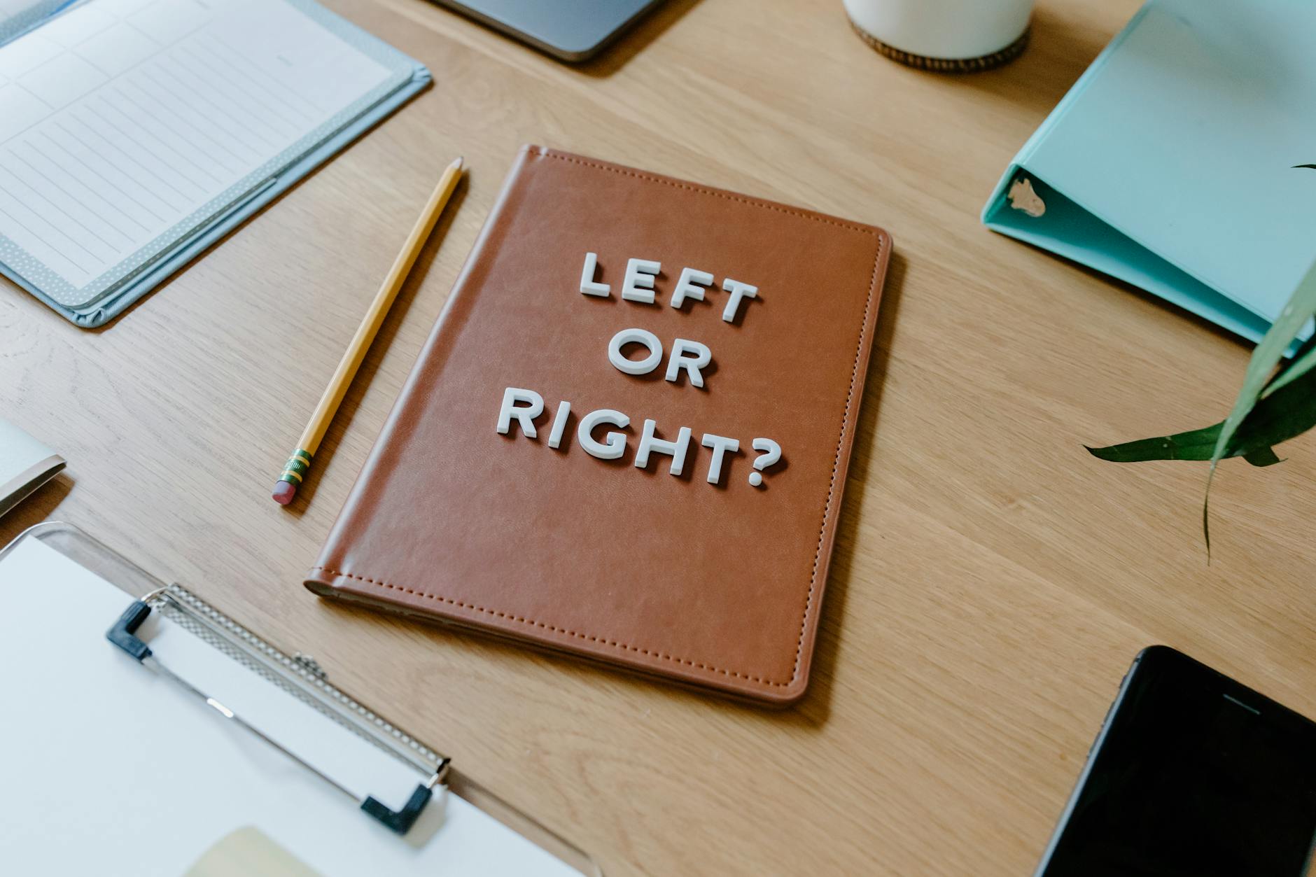 musician notebook decision desk (Photo: Tara Winstead / Pexels)