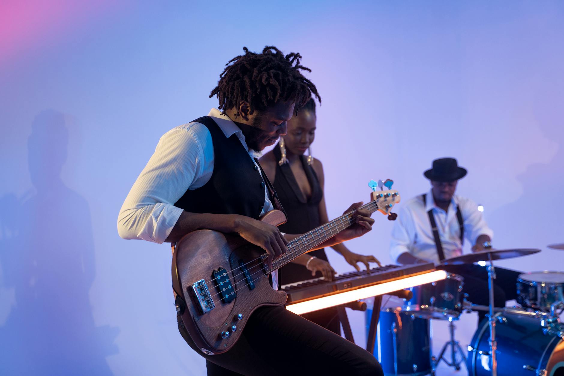 musician guitar genre variety (Photo: AI25.Studio  AI GENERATIVE / Pexels)