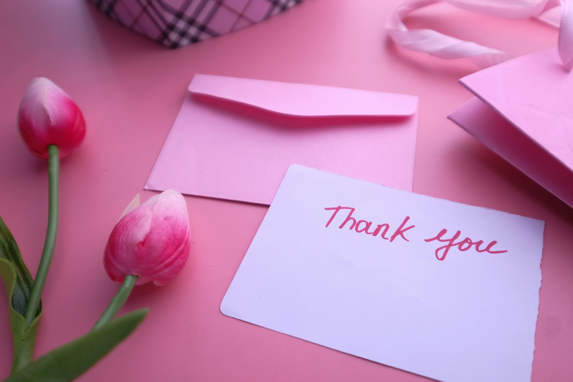thank you letter envelope (Photo: Towfiqu barbhuiya / Pexels)