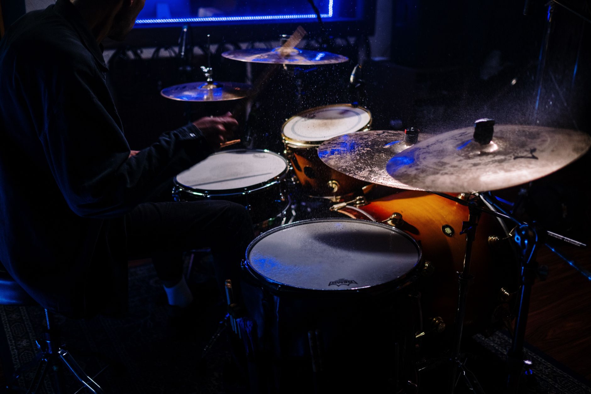 drum fill rise crescendo (Photo: cottonbro studio / Pexels)