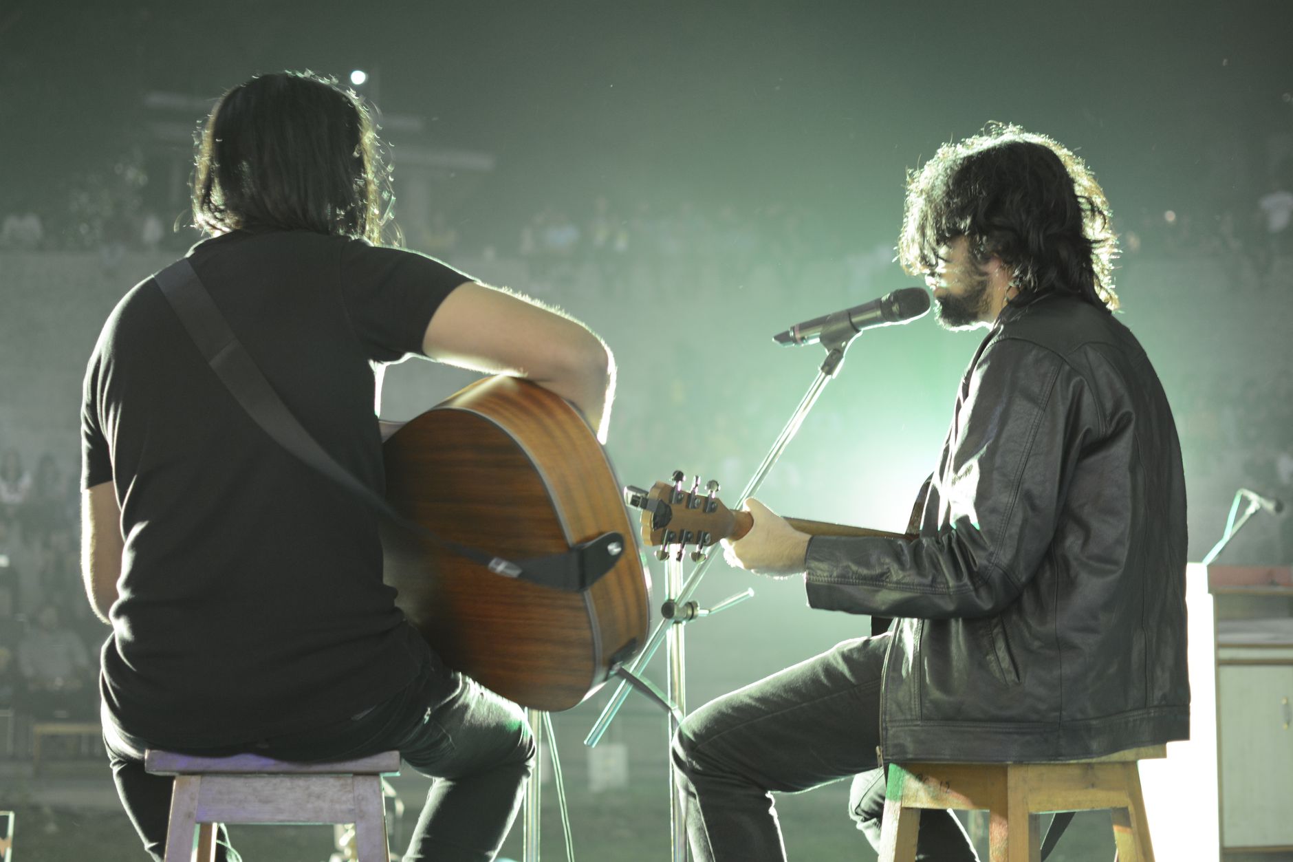 acoustic concert audience (Photo: Fliqa India / Pexels)