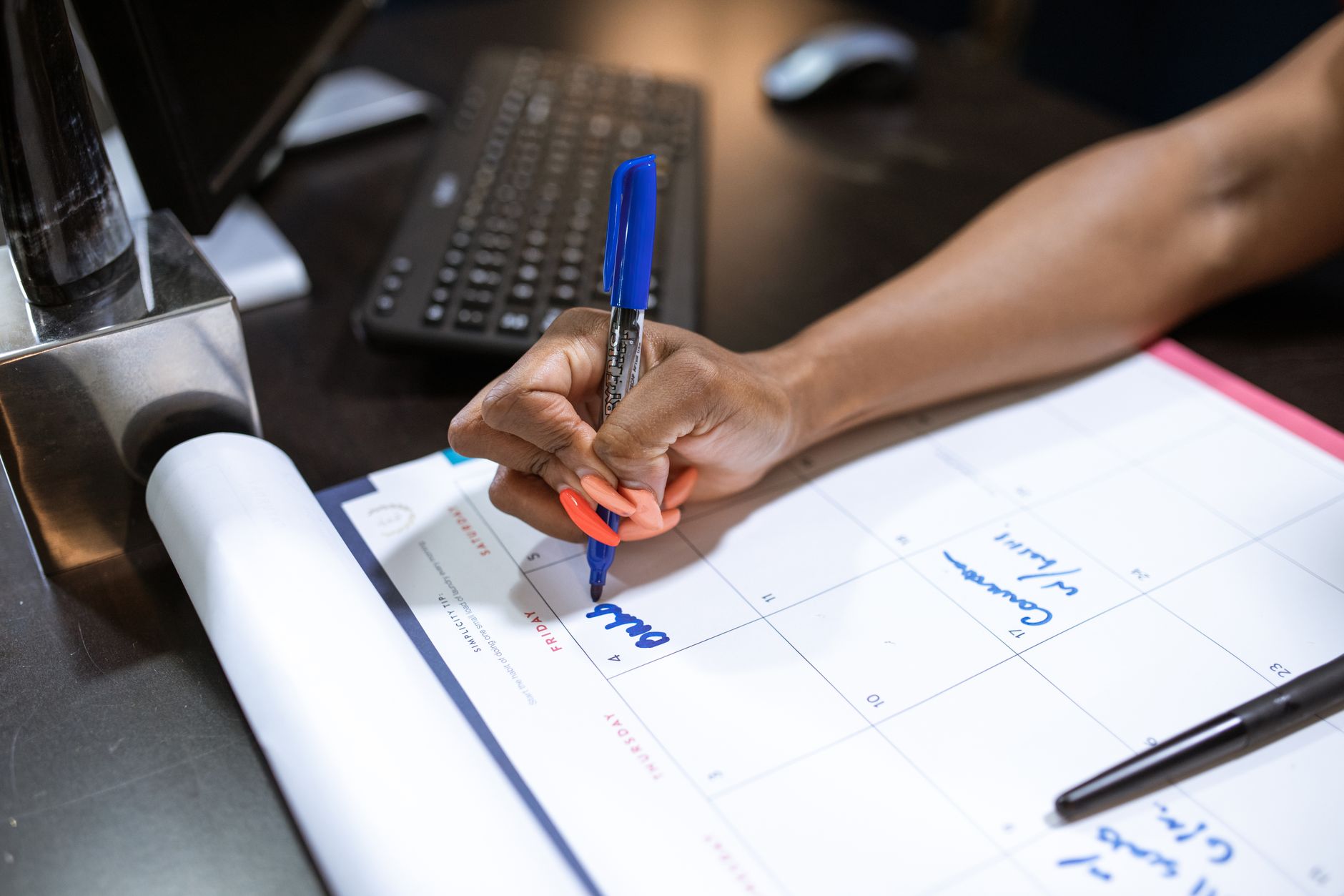 musician calendar week planning (Photo: RDNE Stock project / Pexels)