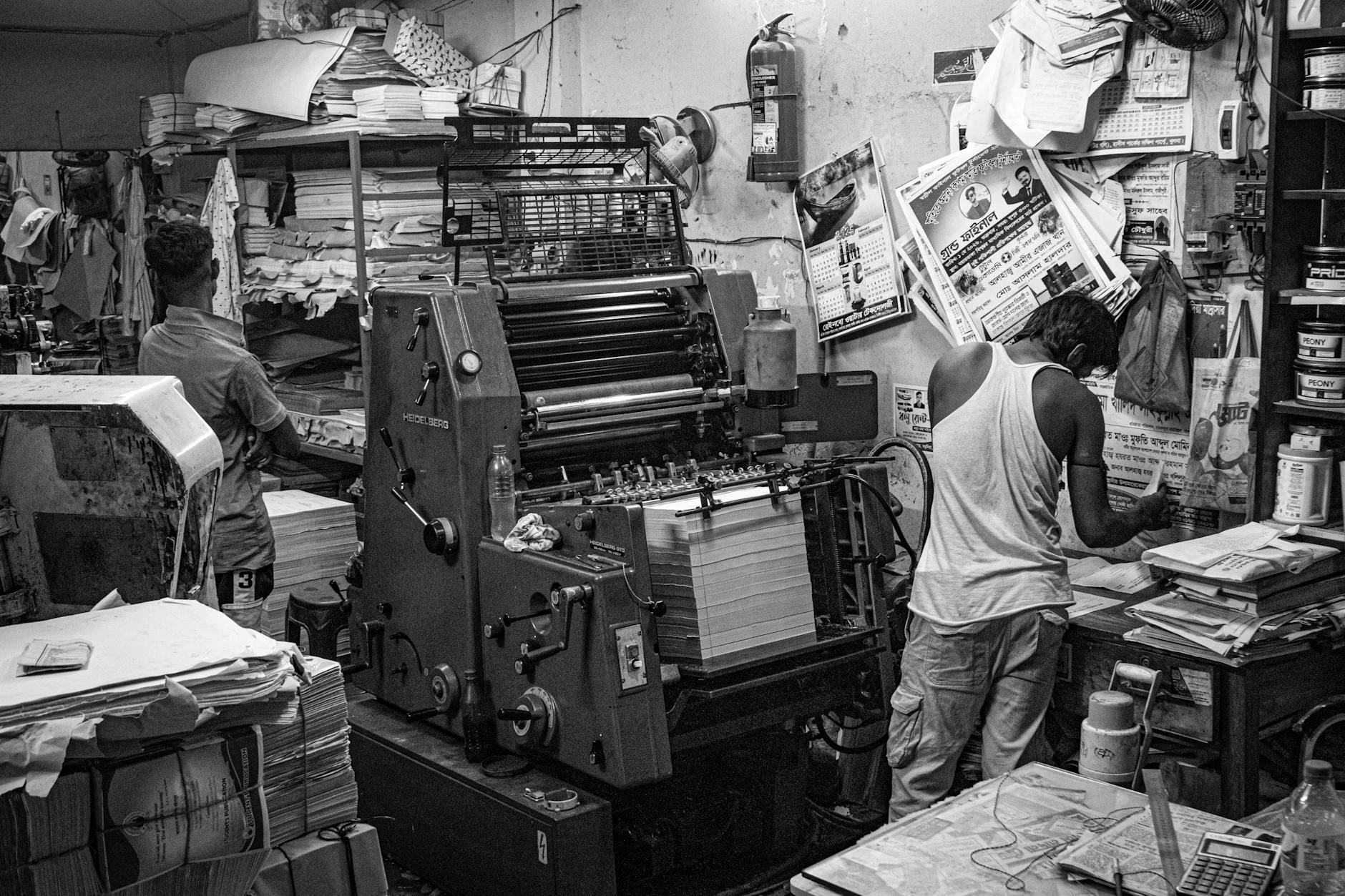 printing press cards stack (Photo: Bornil Sarker / Pexels)