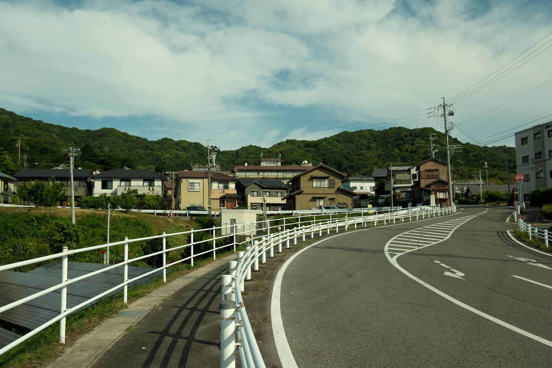 japanese countryside town nature (Photo: Huu Huynh / Pexels)