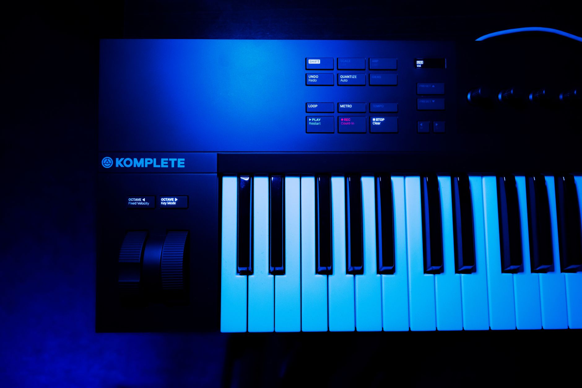 music studio setup (Photo: XT7 Core / Pexels)