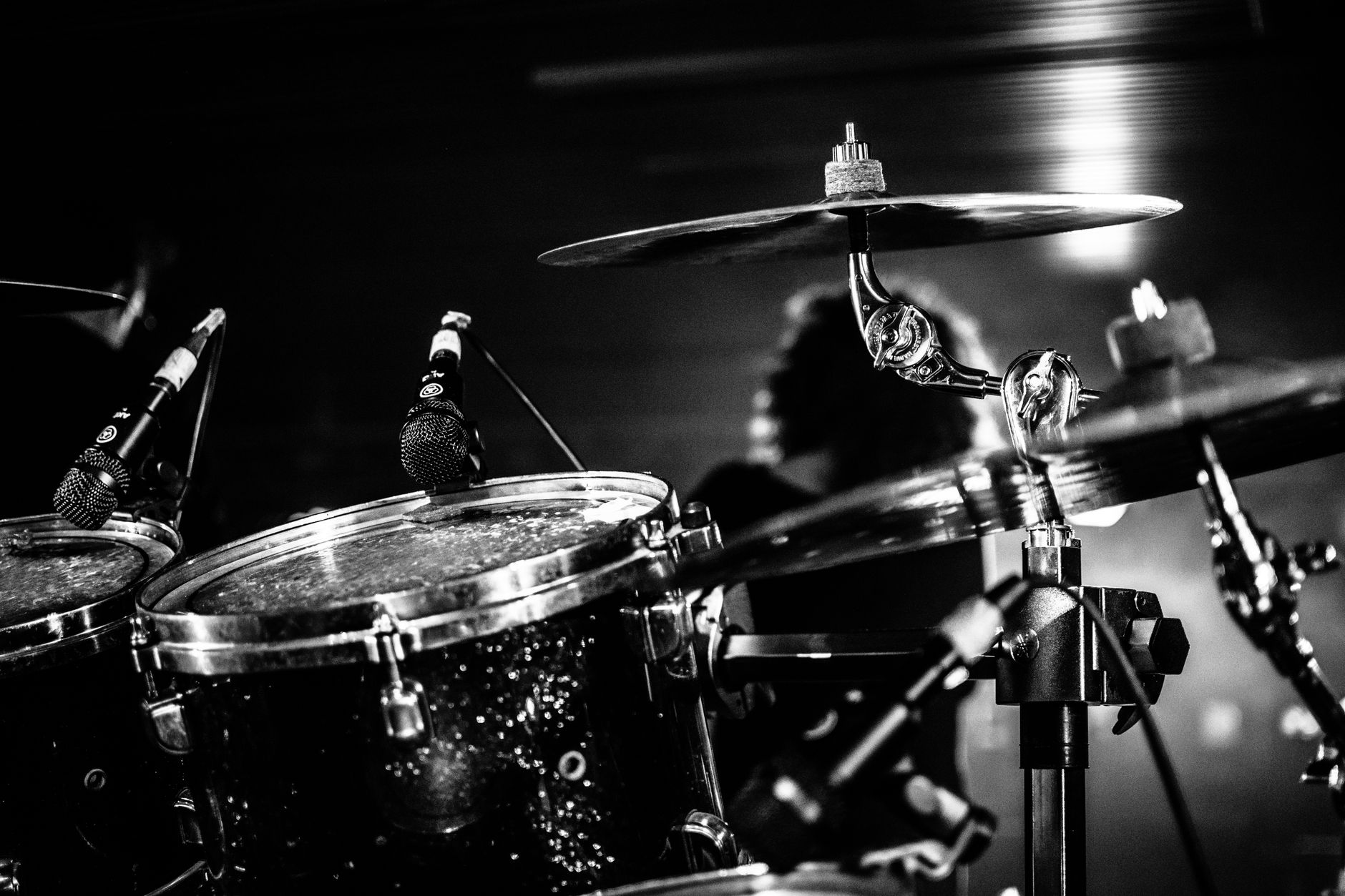 drum kit recording (Photo: Zally / Pexels)