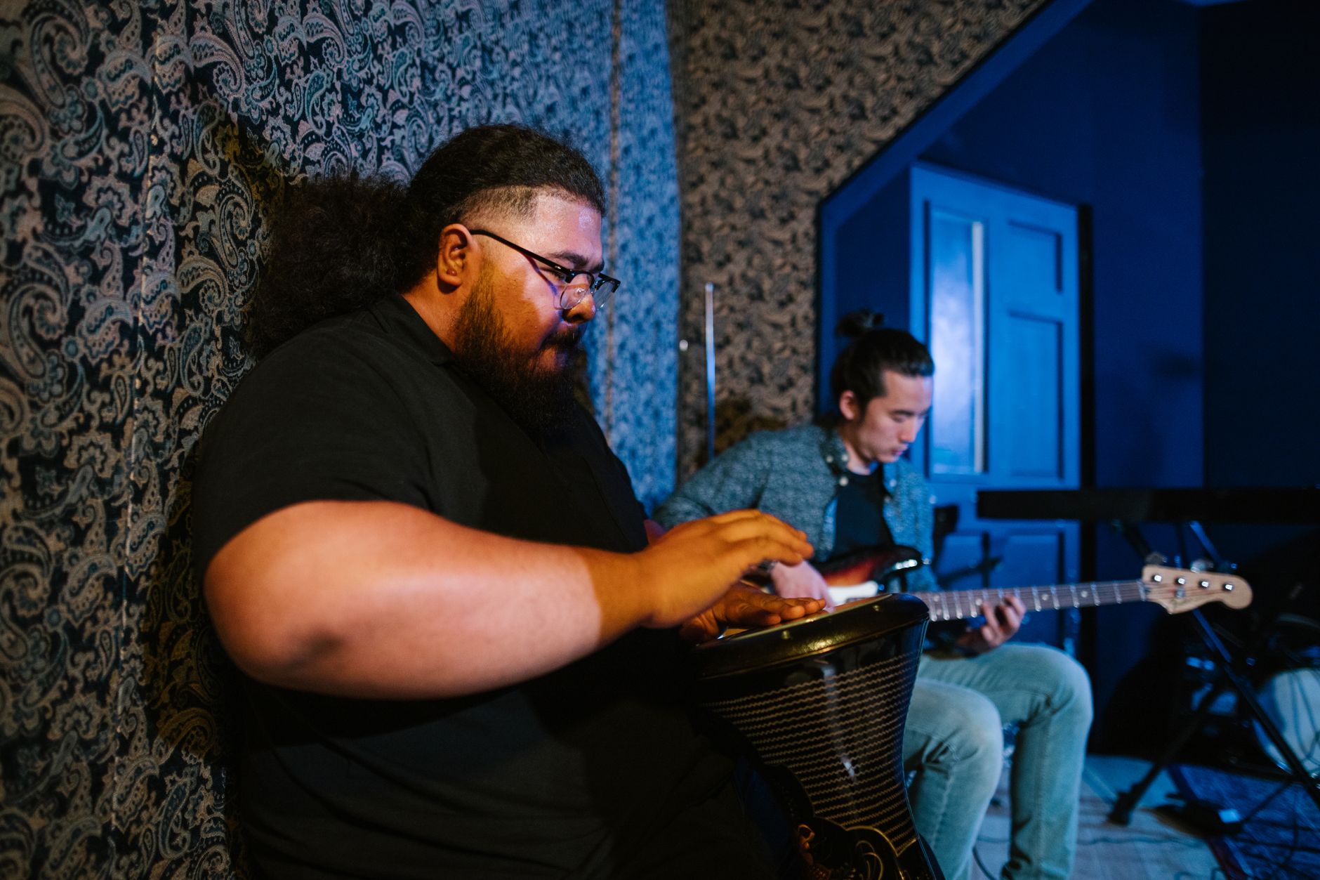band collaboration (Photo: RDNE Stock project / Pexels)