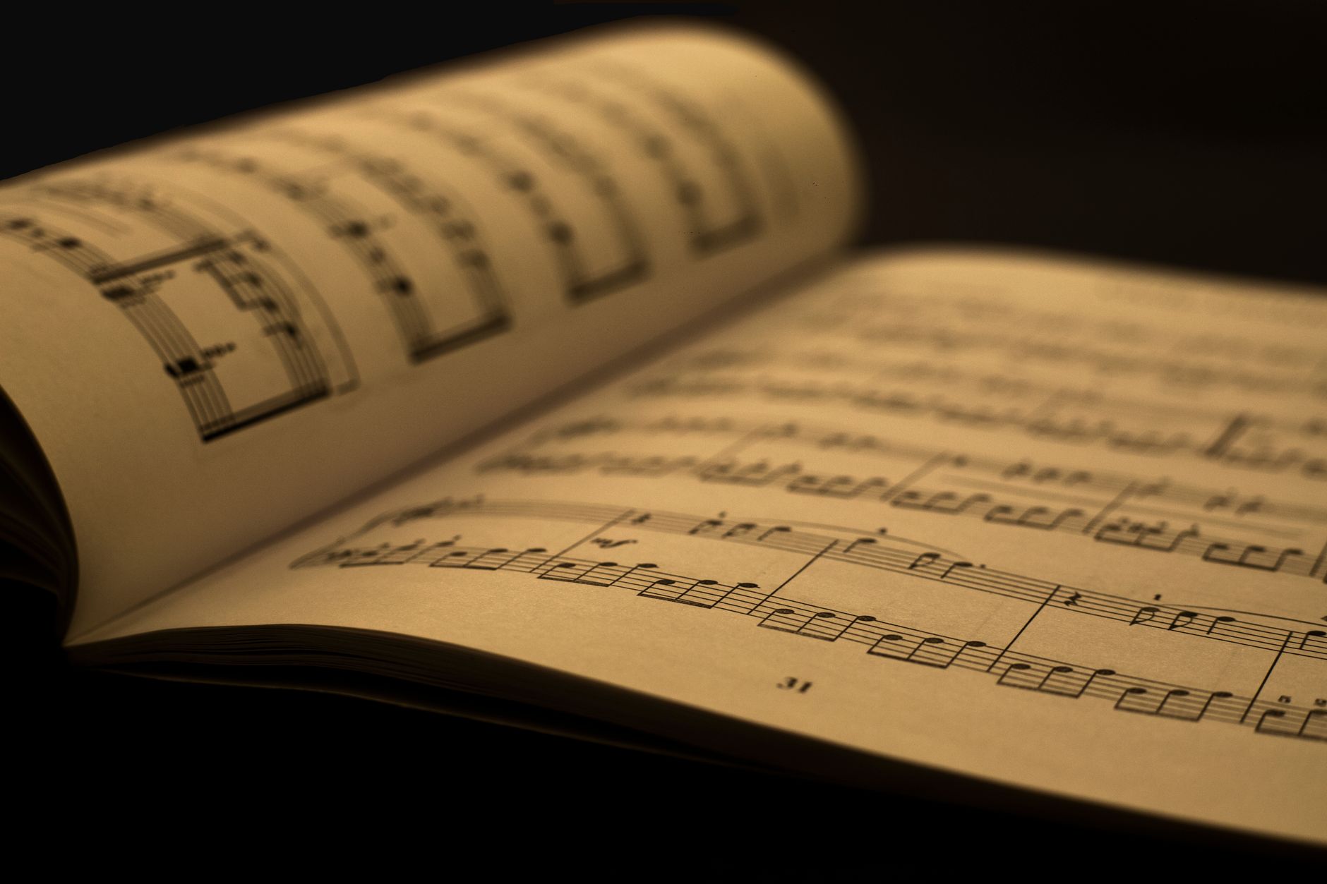 concert program design (Photo: Ramin Aghaei / Pexels)