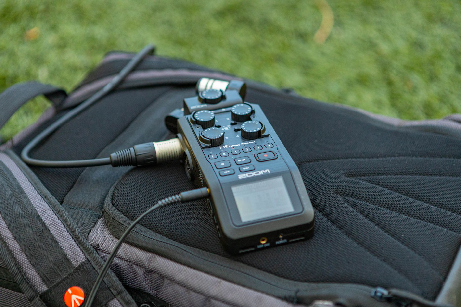 audio recording equipment (Photo: Vladislav Šmigelski / Pexels)