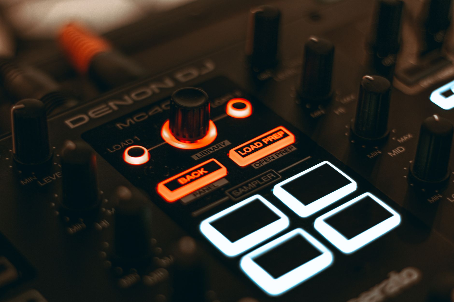 music production setup (Photo: Kiril Georgiev / Pexels)