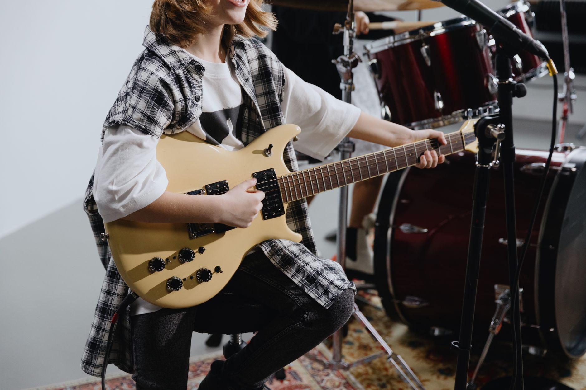 rock band rehearsal room (Photo: cottonbro studio / Pexels)