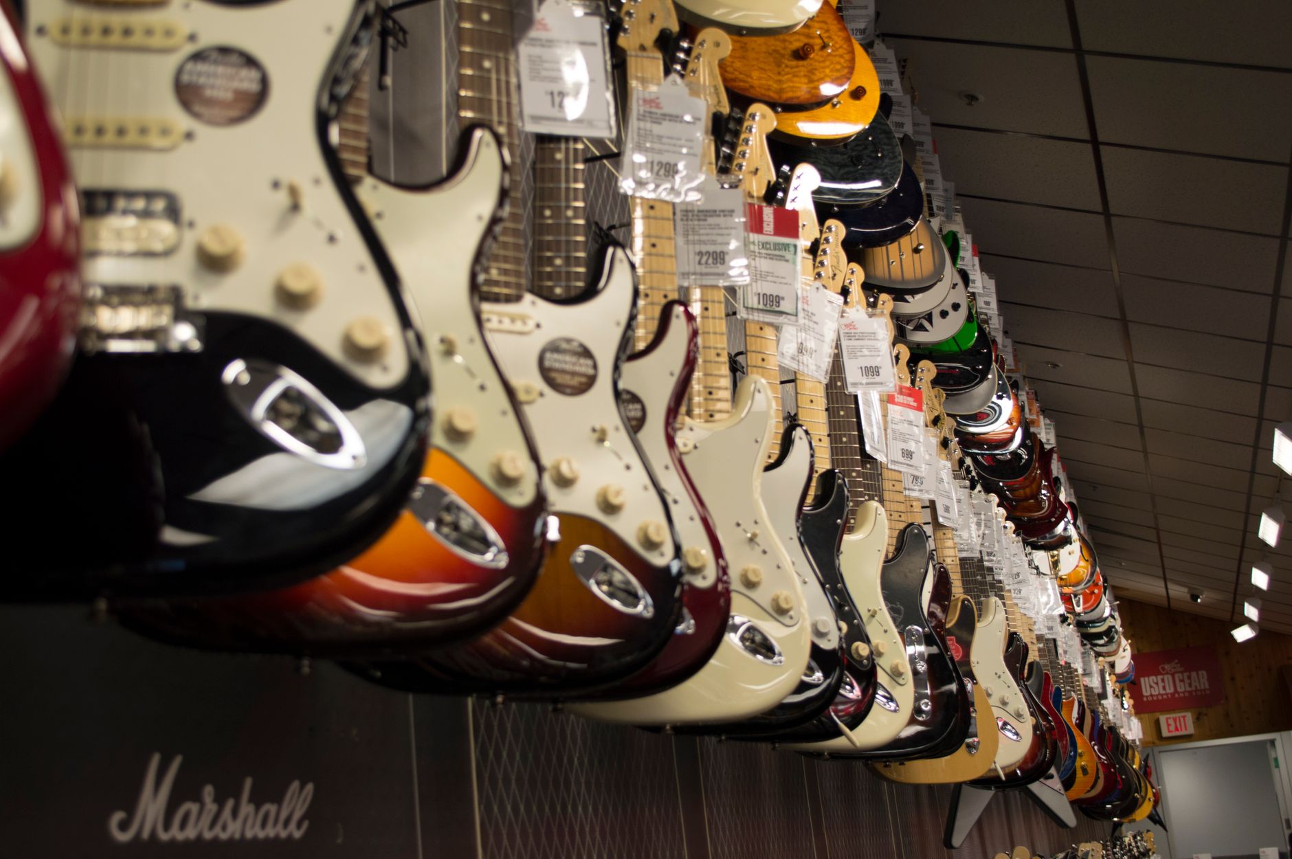 guitar pedals shop wall (Photo: Stephen Niemeier / Pexels)