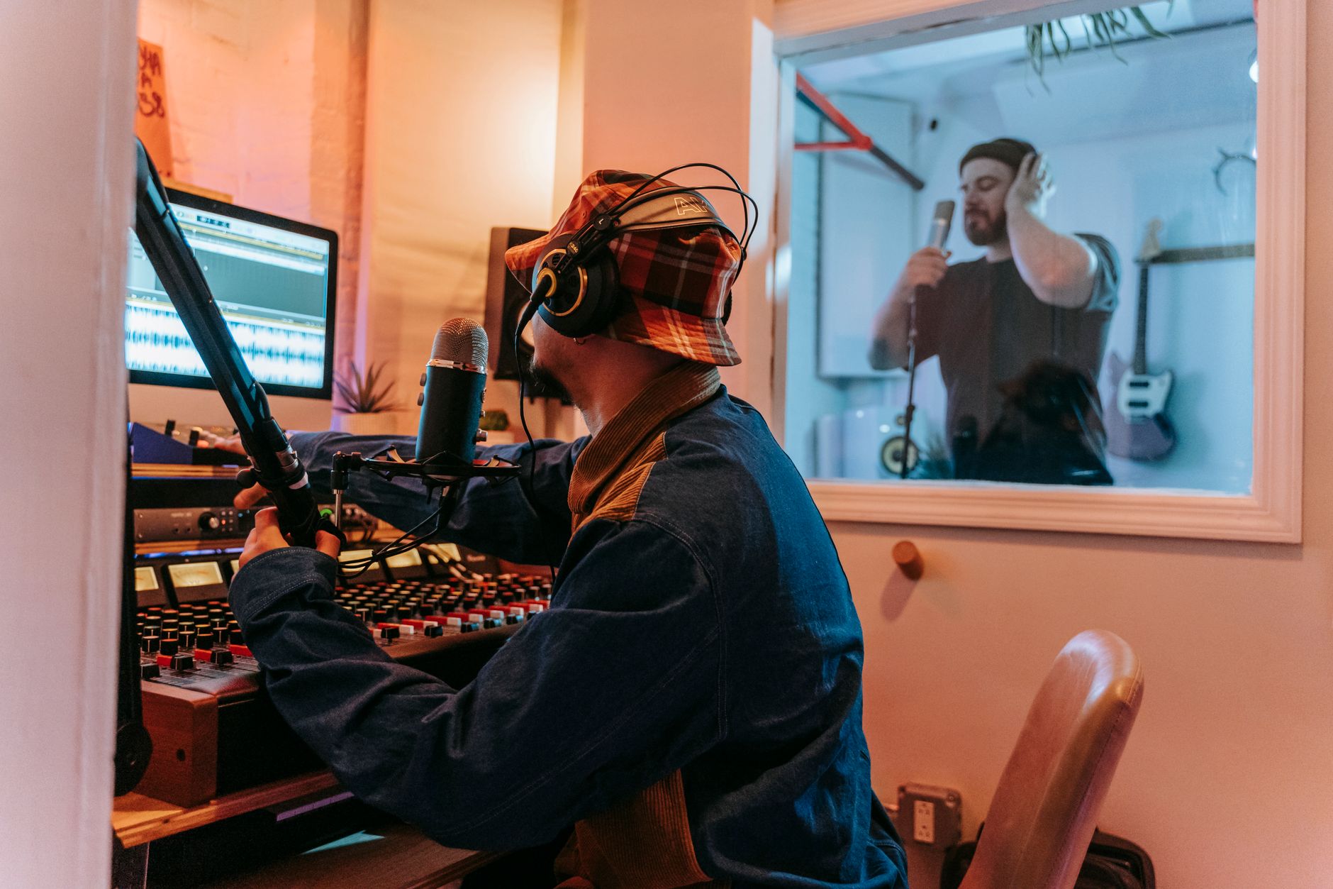 acoustic foam room treatment (Photo: Anna Pou / Pexels)