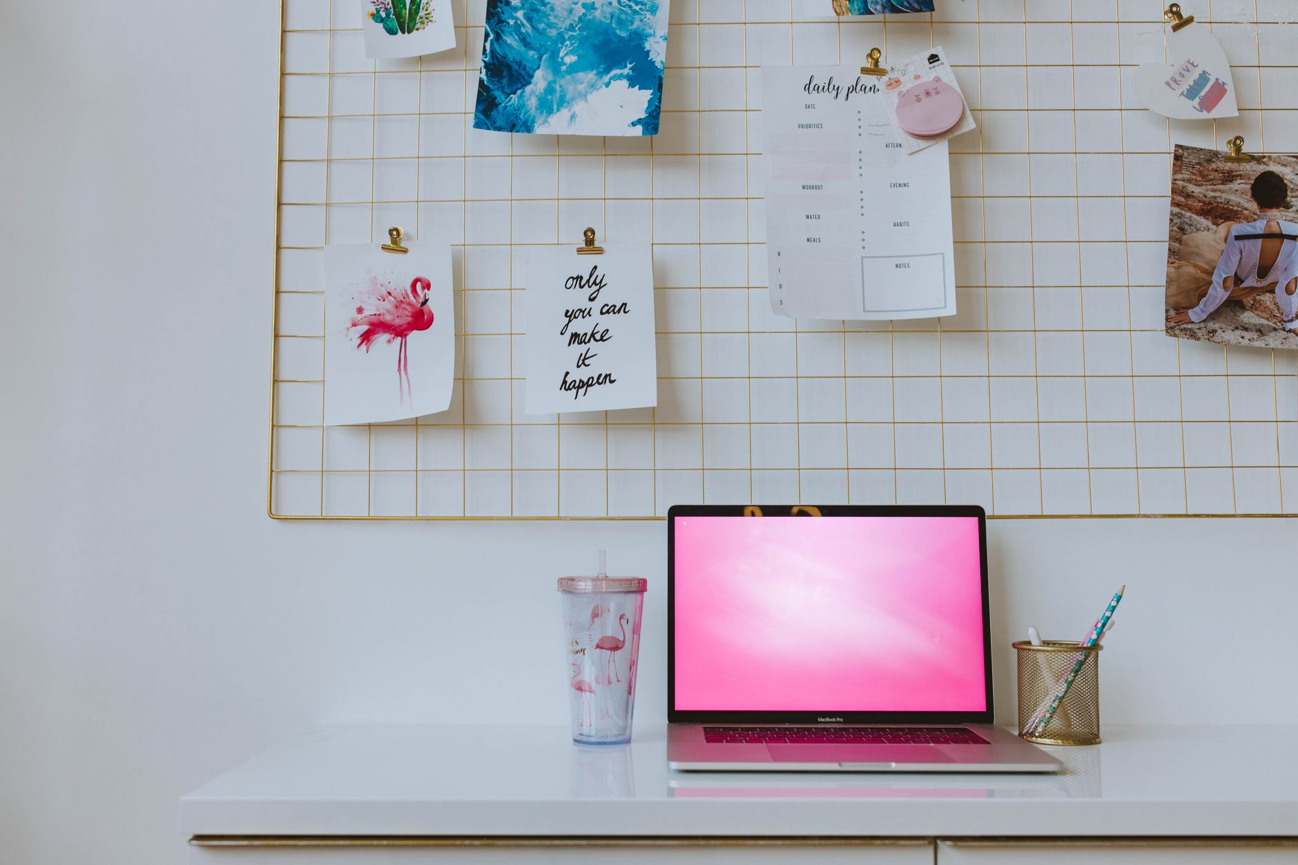 organized workspace laptop calm (Photo: Anastasia  Shuraeva / Pexels)